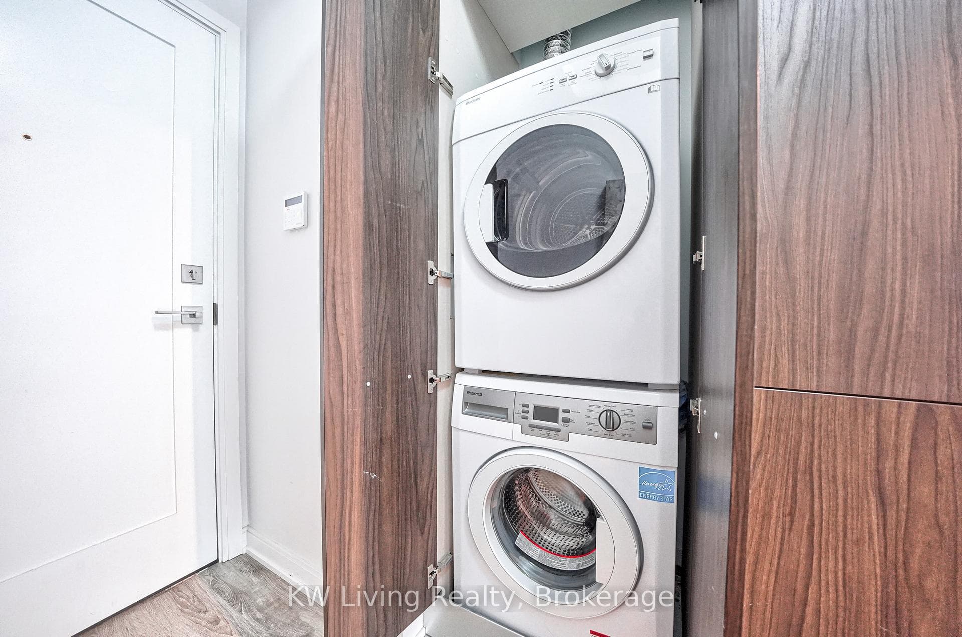 50 Charles Street Unit 1309 photo 17