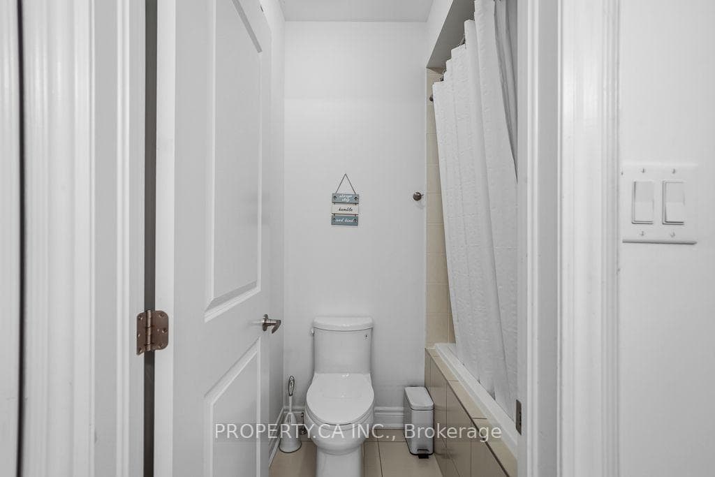 81 Parkheights Trail photo 19