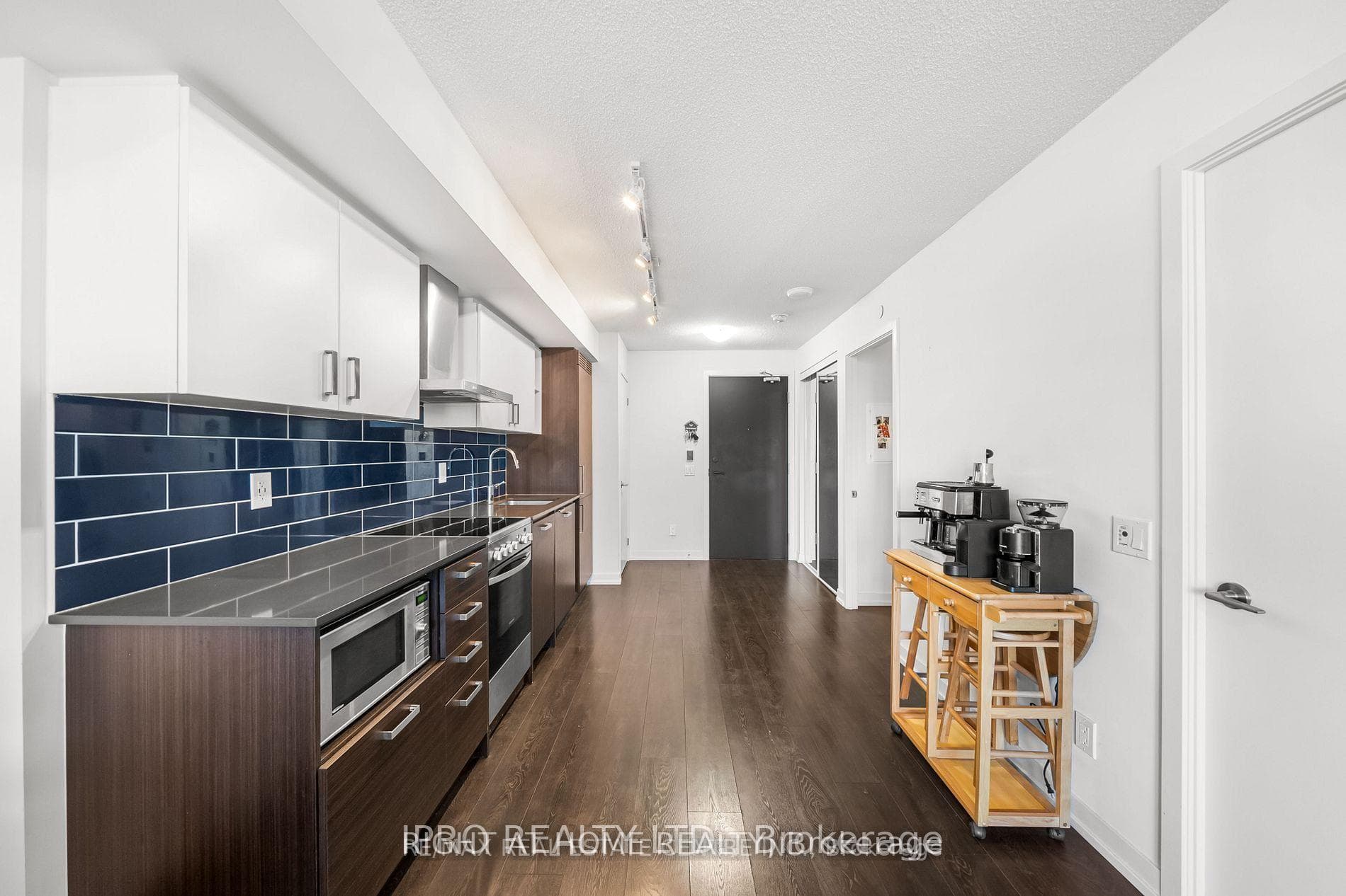 125 Redpath Avenue Unit 2409 photo 19