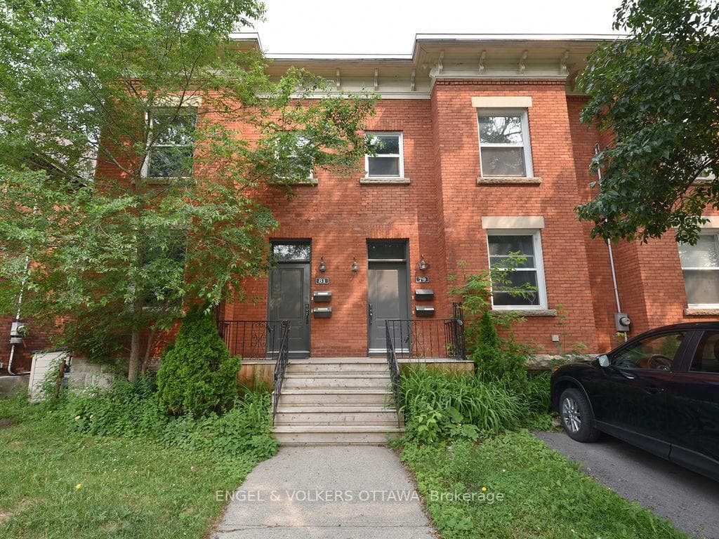 81 Third Avenue Unit 1 photo 2