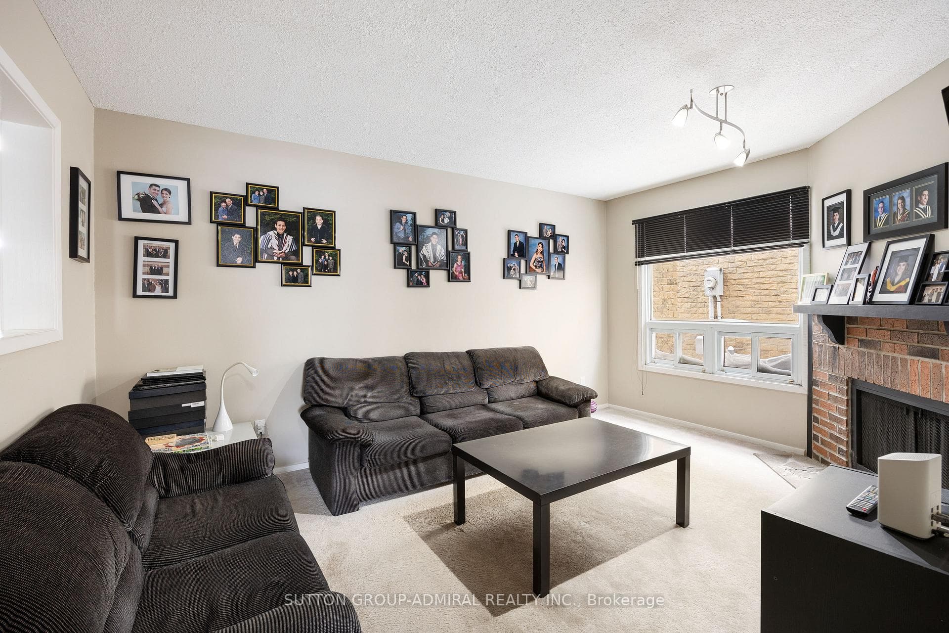 62 Lisa Crescent photo 6