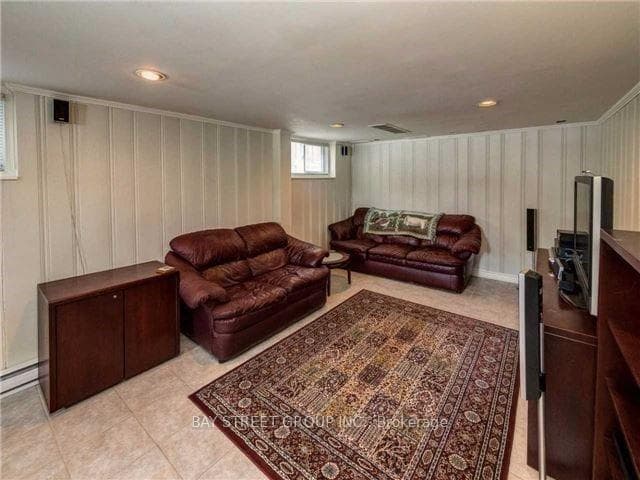 RECREATION ROOM 1