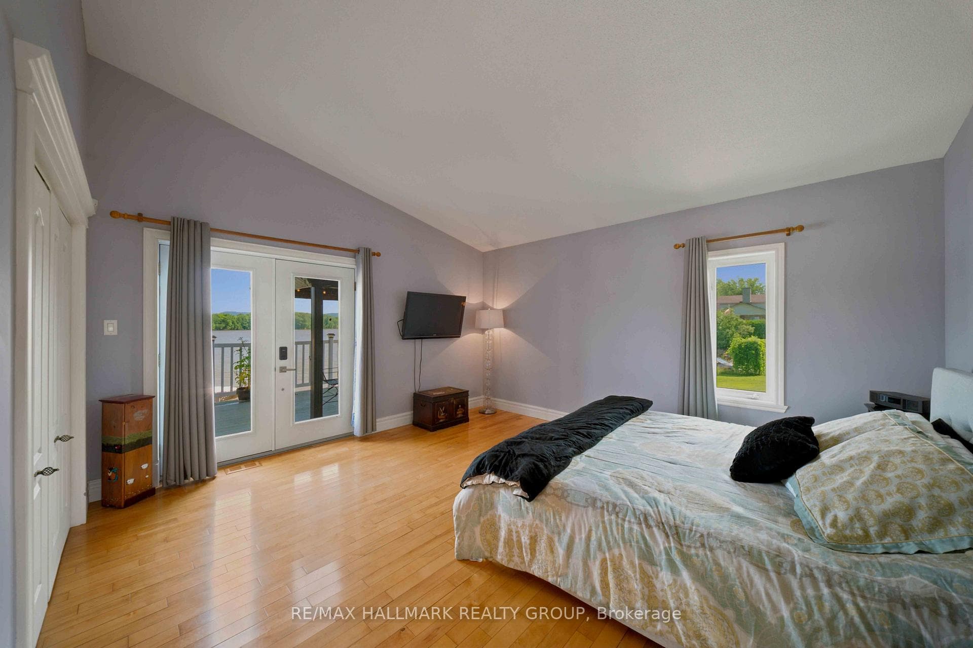 3020 BAY Road photo 22