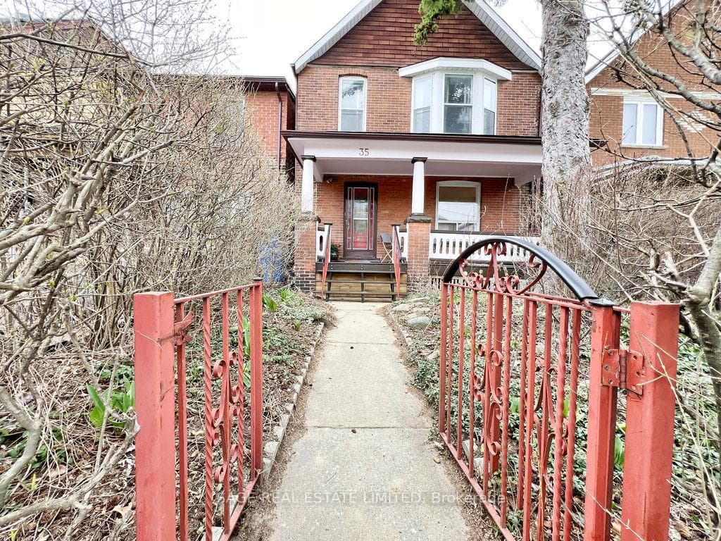 35 Muir Avenue