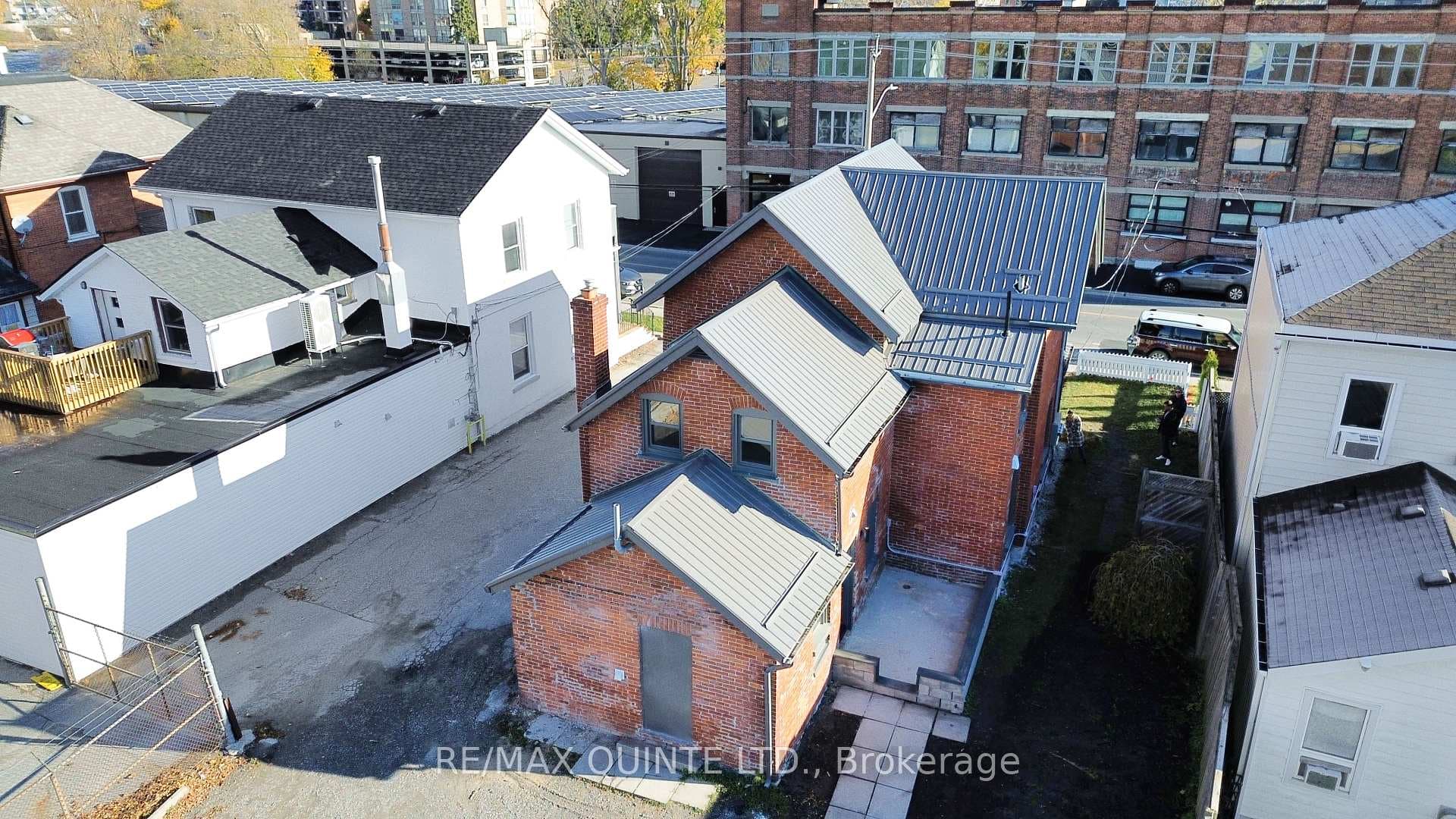 256 Coleman Street photo 39