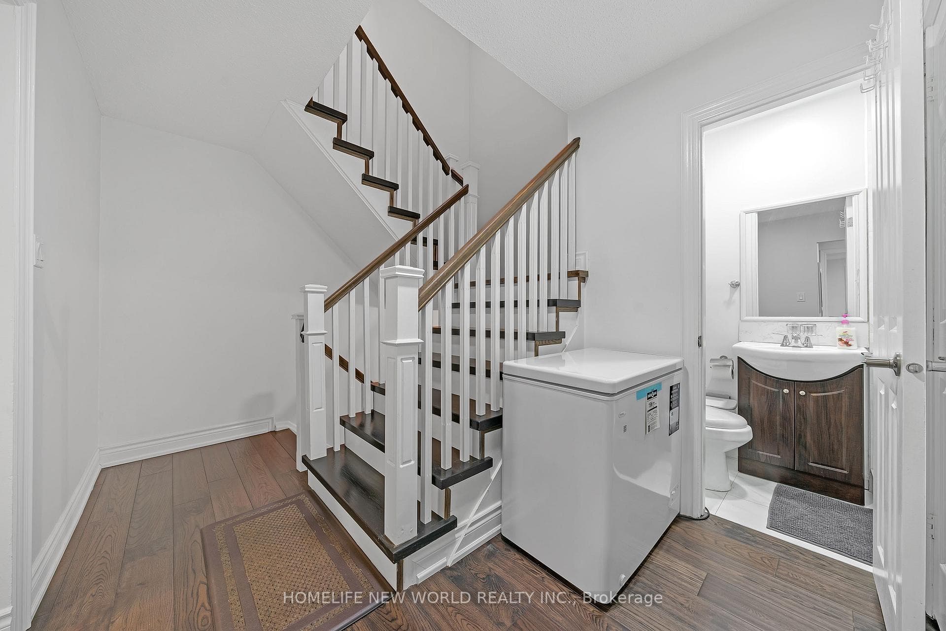 63 Prince William Court photo 18