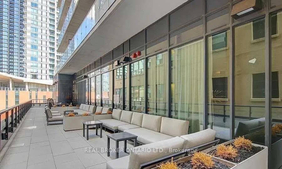 87 Peter Street Unit 3308 photo 13