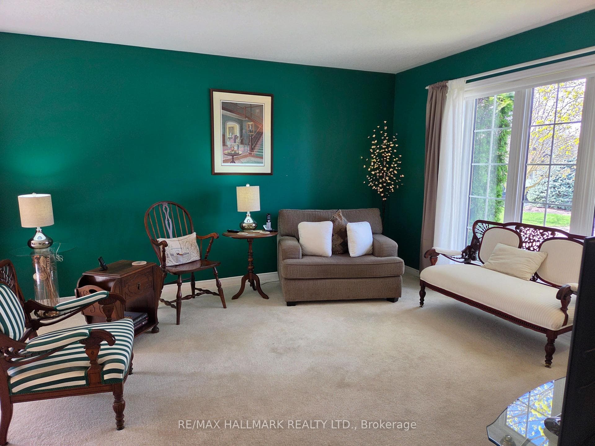 8 Greenfield Place photo 3