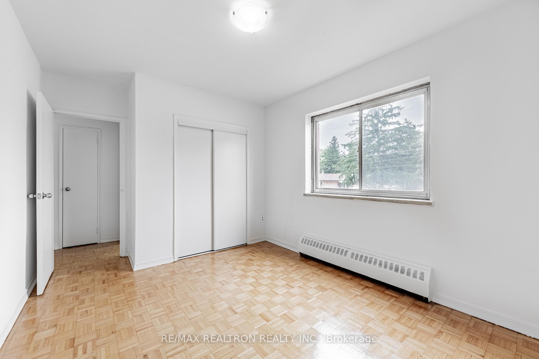 165 Colborne Avenue Unit 202 photo 16