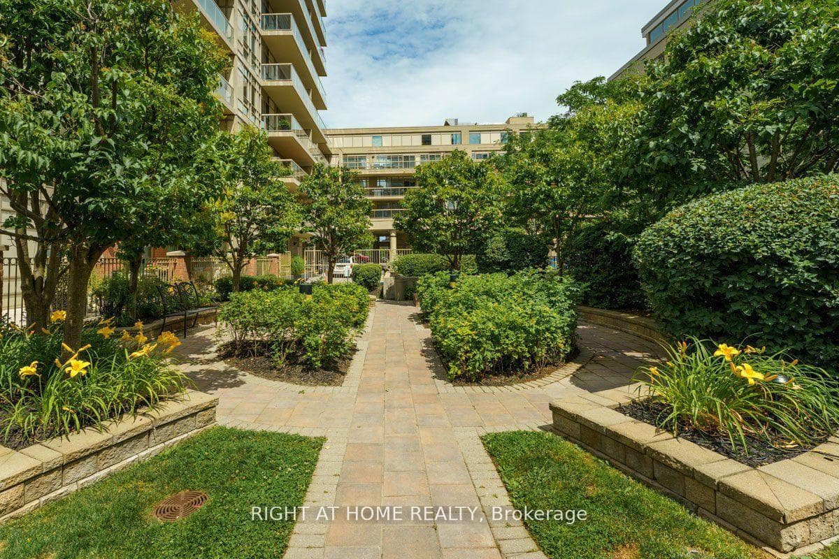900 Mount Pleasant Road Unit 327 photo 24