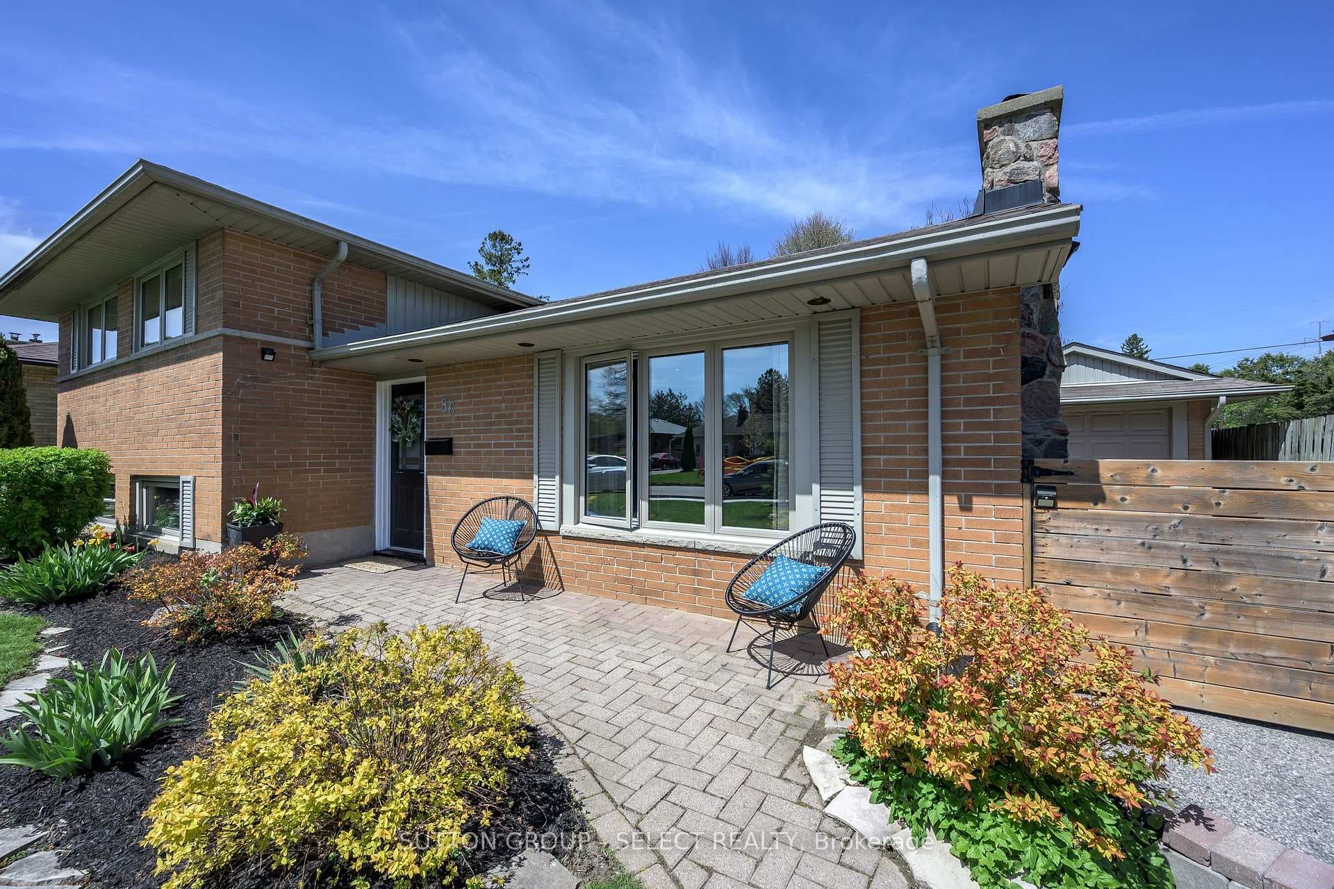86 TEWKSBURY Crescent photo 3