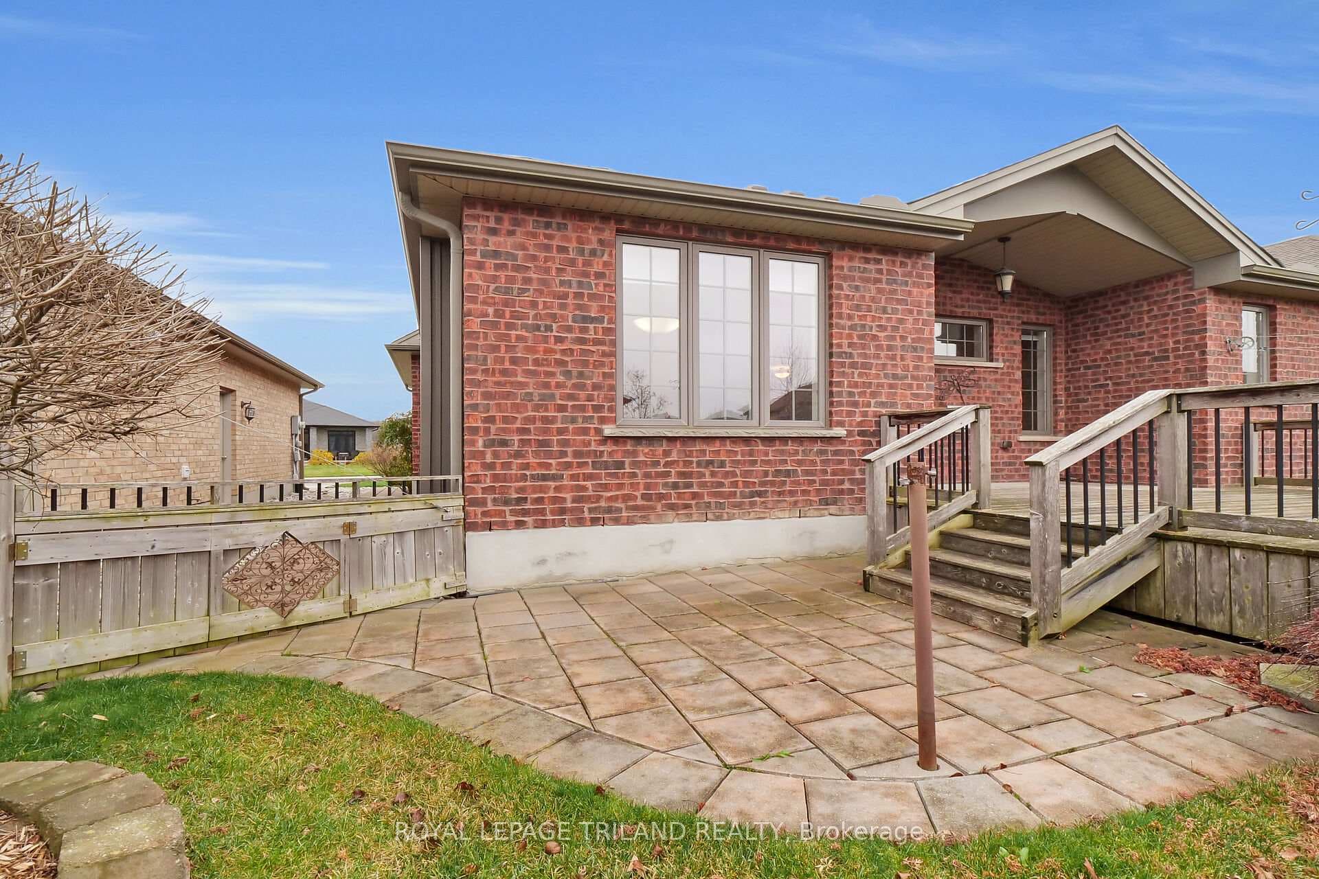 Patio with entrance from side walk