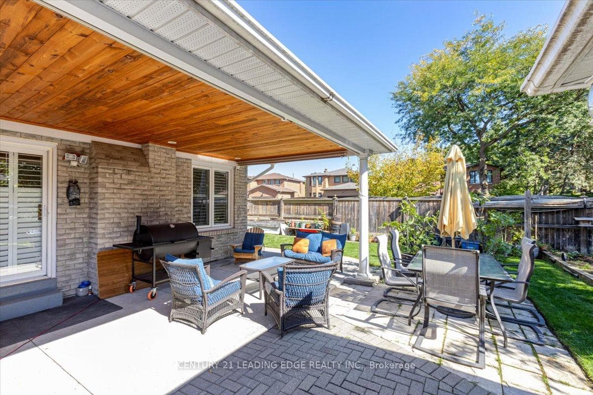69 PARKINSON Road photo 29