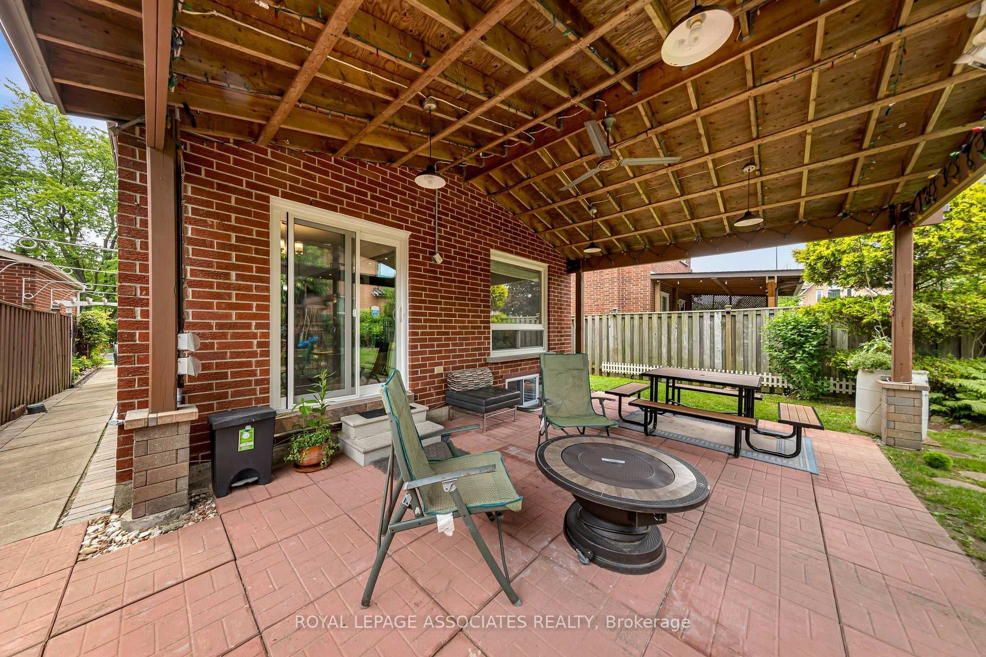 4 Apsco Avenue photo 12