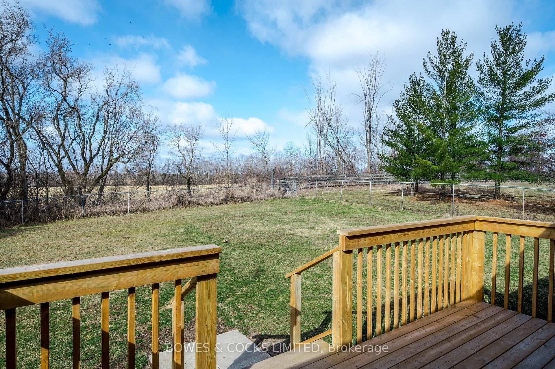 1668 Drummond Line photo 28