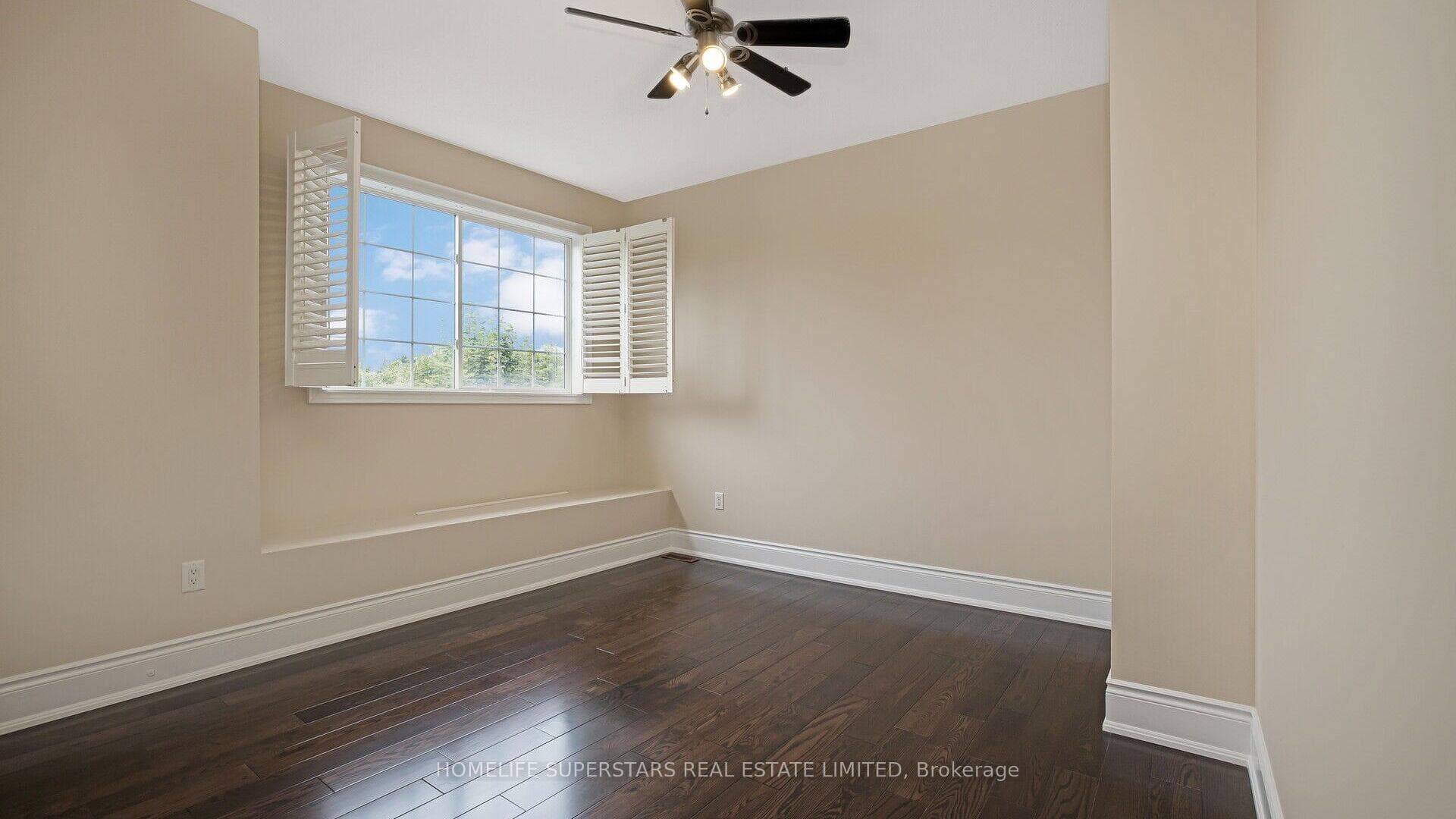127 Whitwell Drive photo 26