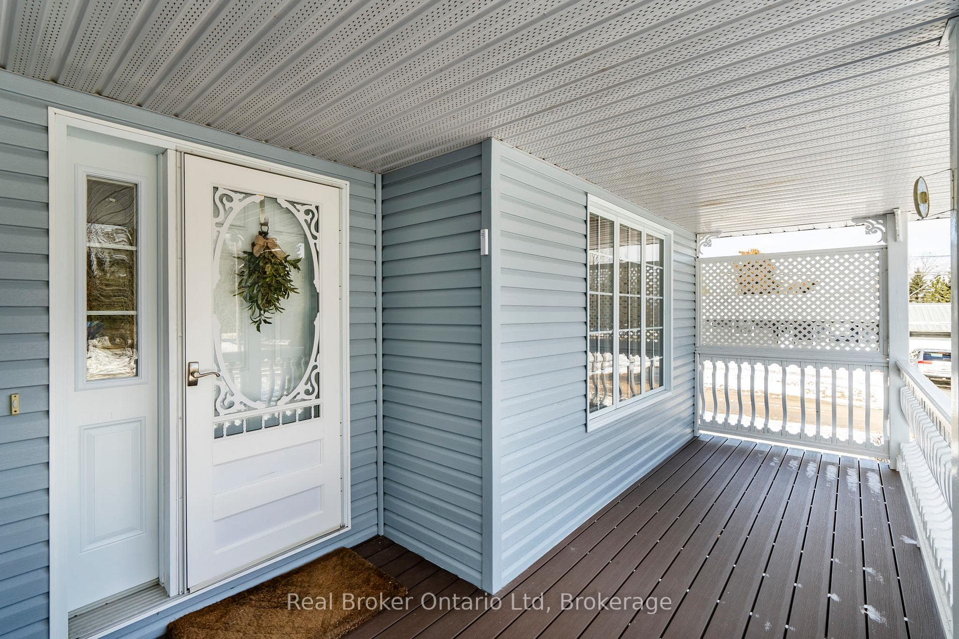 202 Ouida Street photo 5