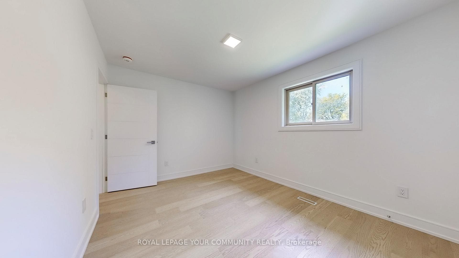 949 Wildwood Drive Unit Main photo 13