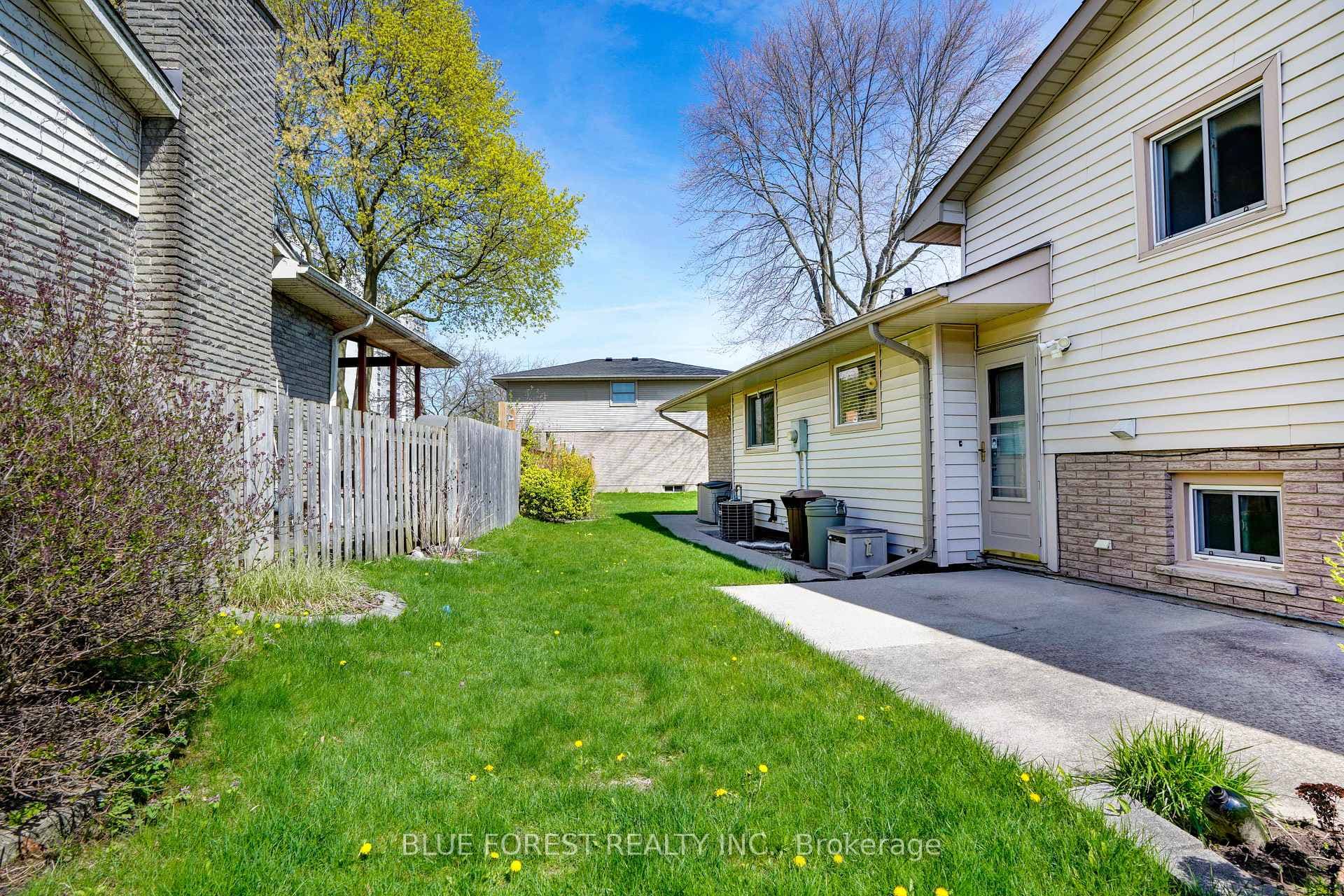 23 Fox Mill Crescent photo 38