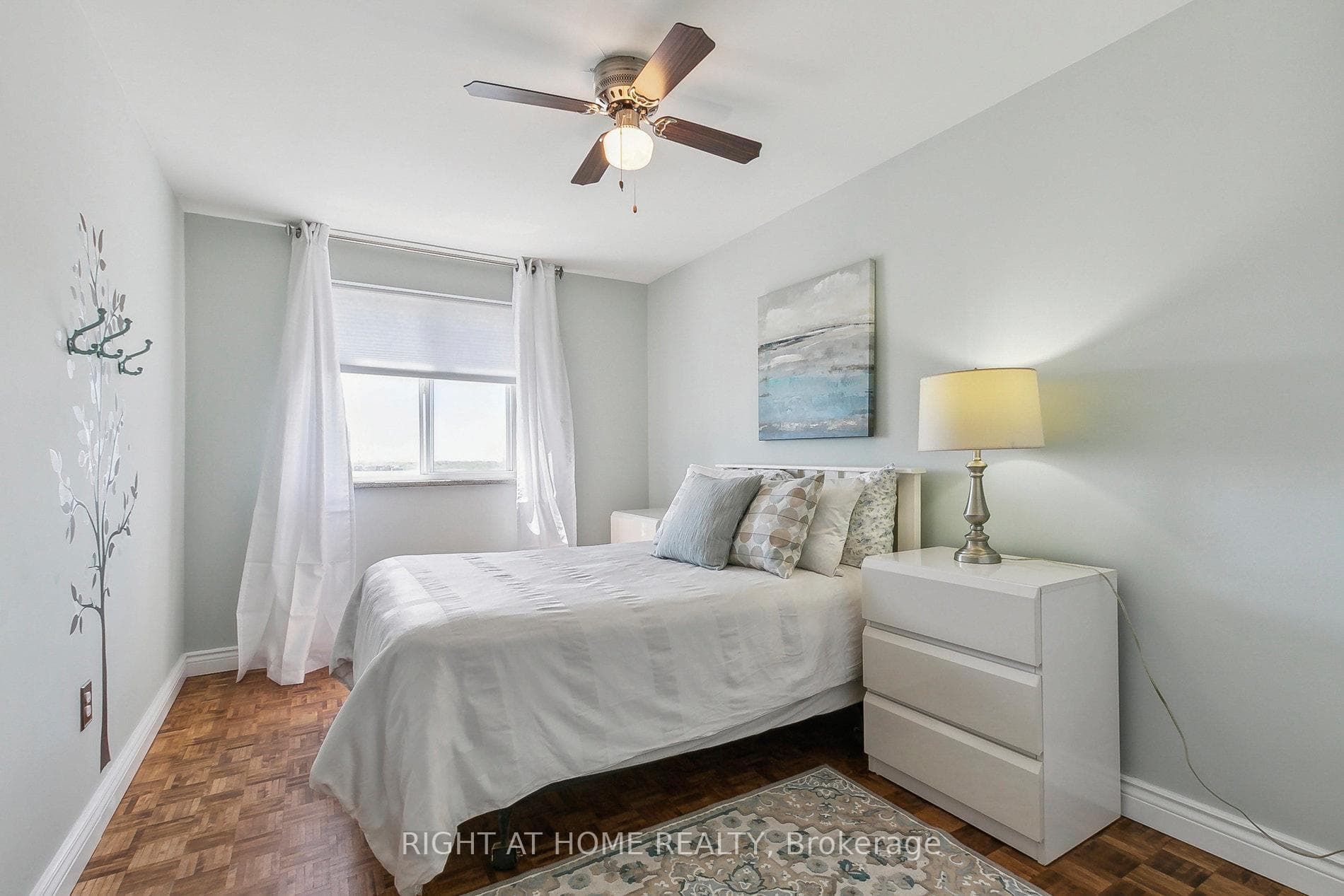 800 kennedy Road Unit 412 photo 25