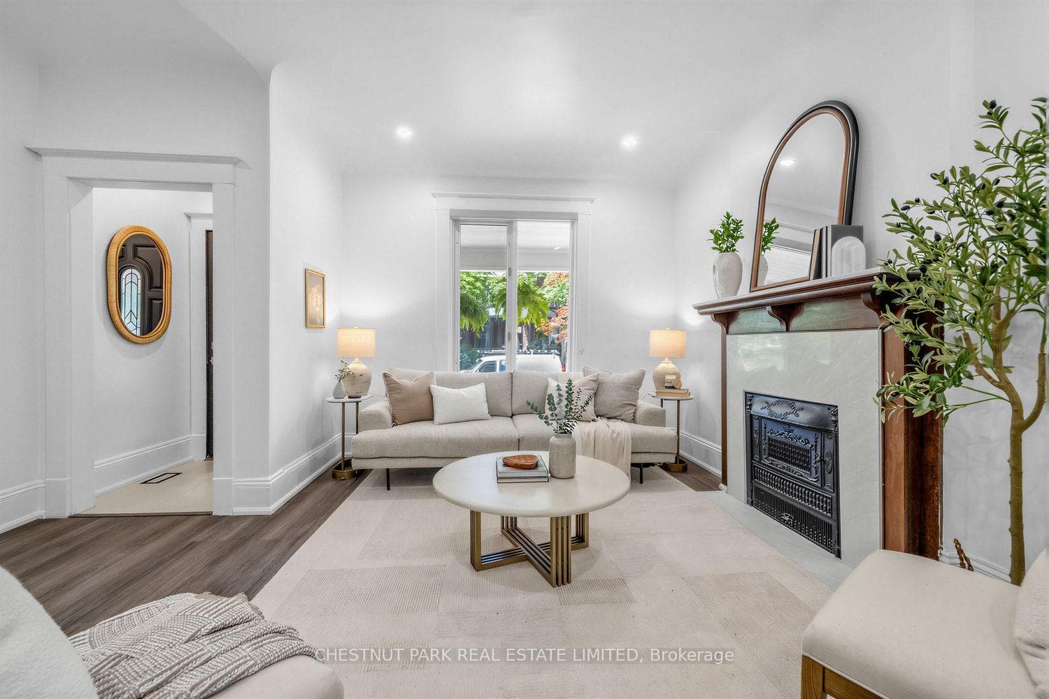 89 Dearbourne Avenue photo 6