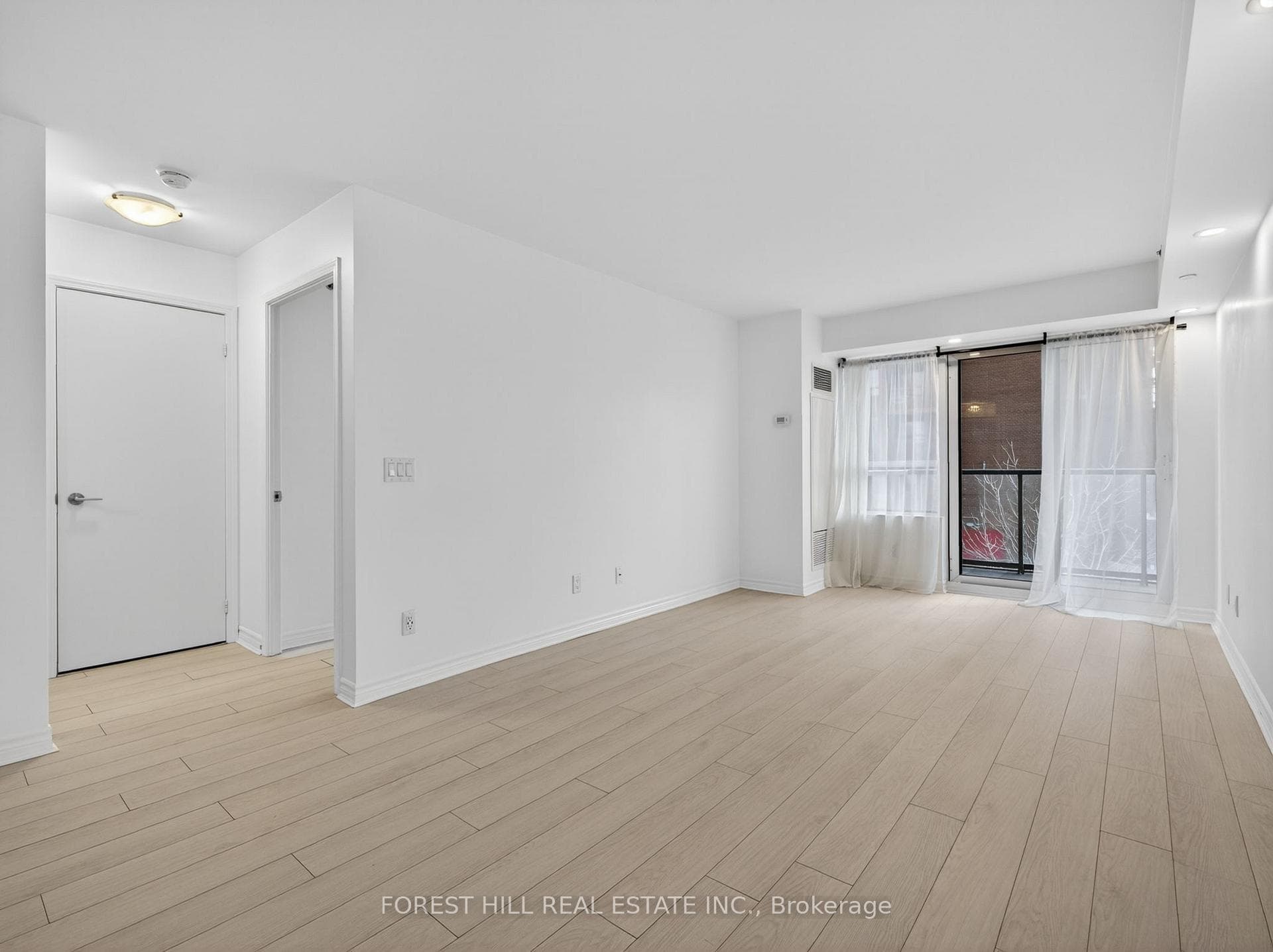 35 Saranac Boulevard Unit 224 photo 14