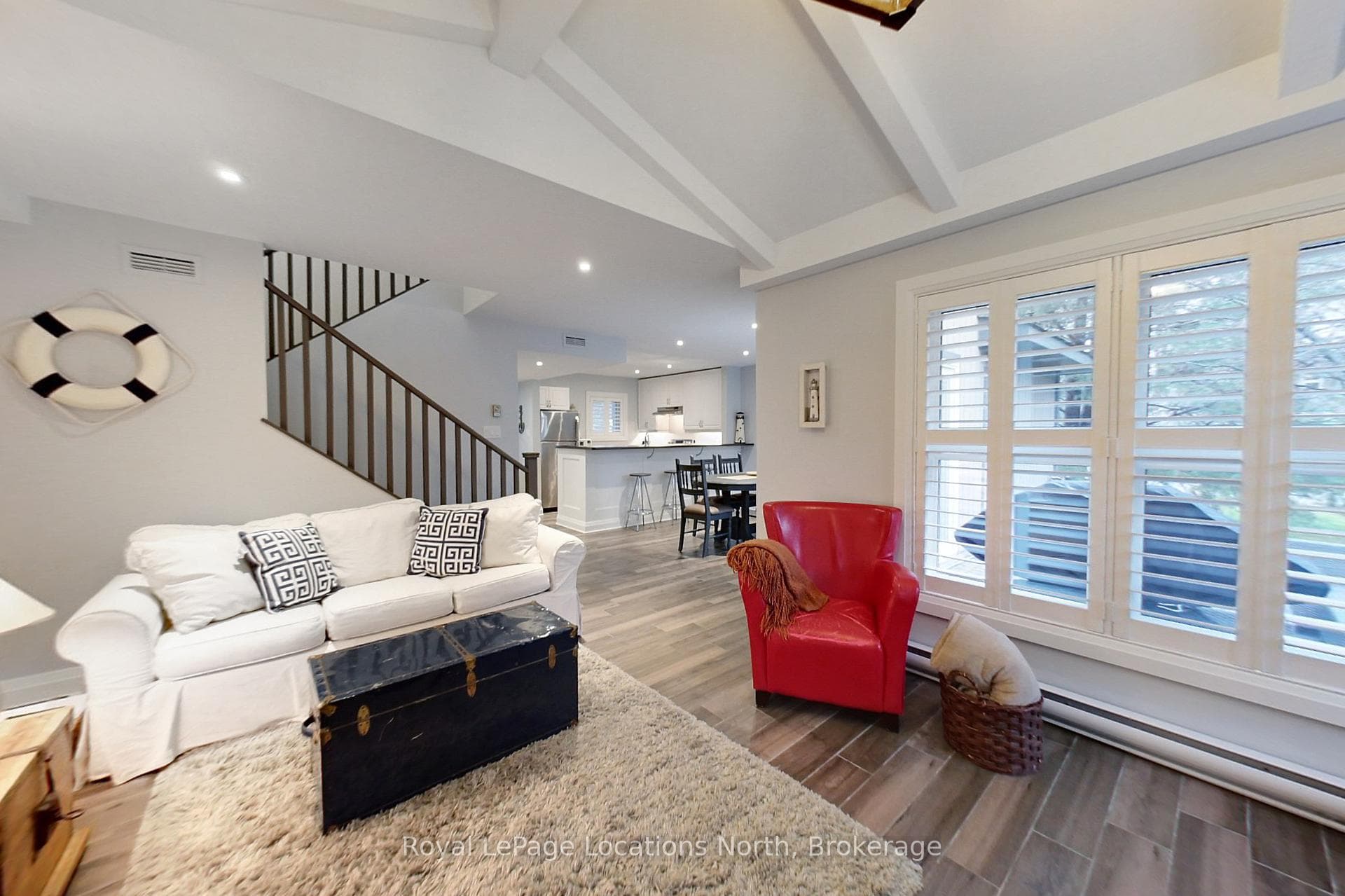 393 Mariners Way Unit 26 photo 6