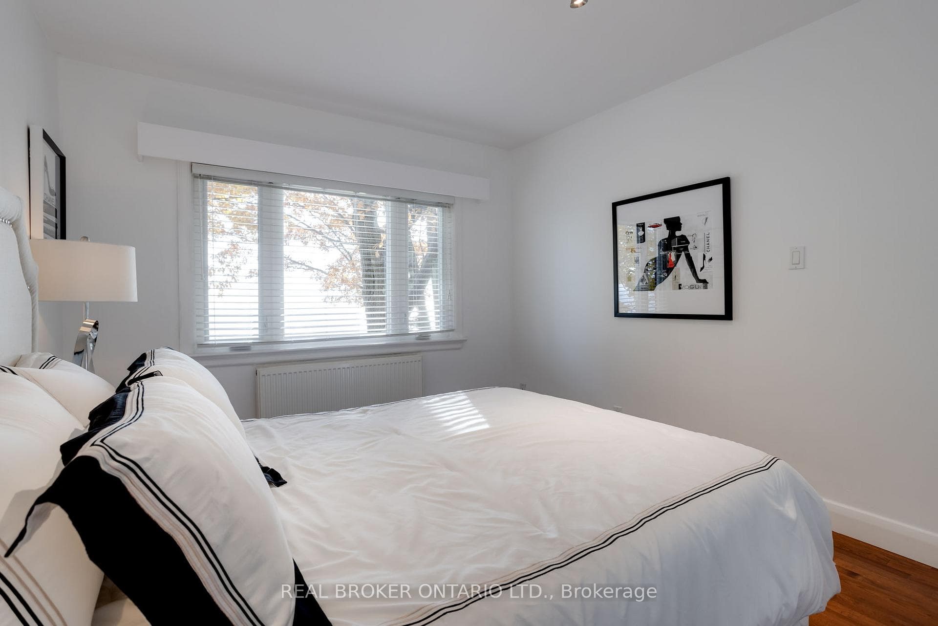 33 Crescentwood Road photo 16