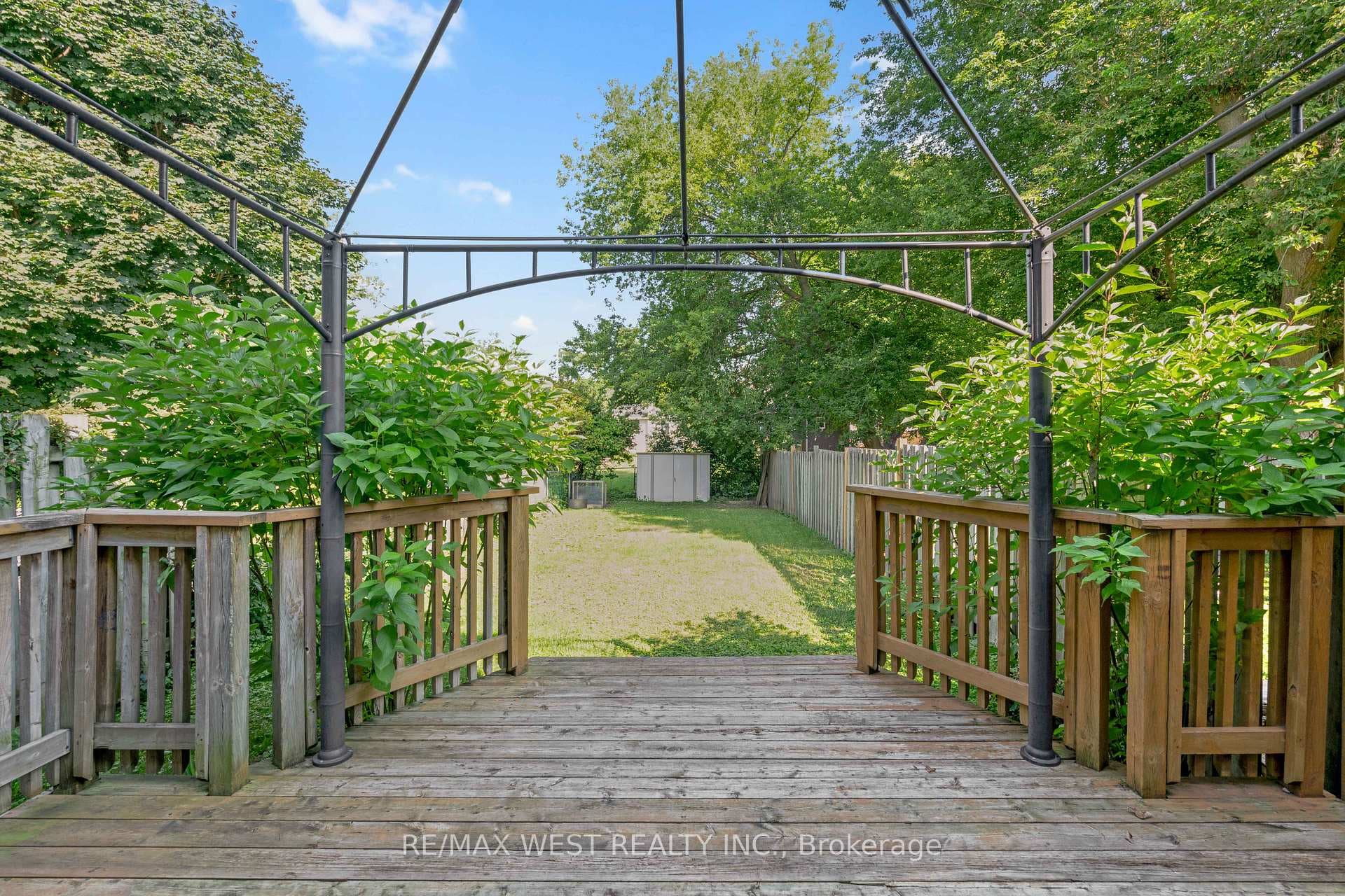 172 Tupper Street photo 37