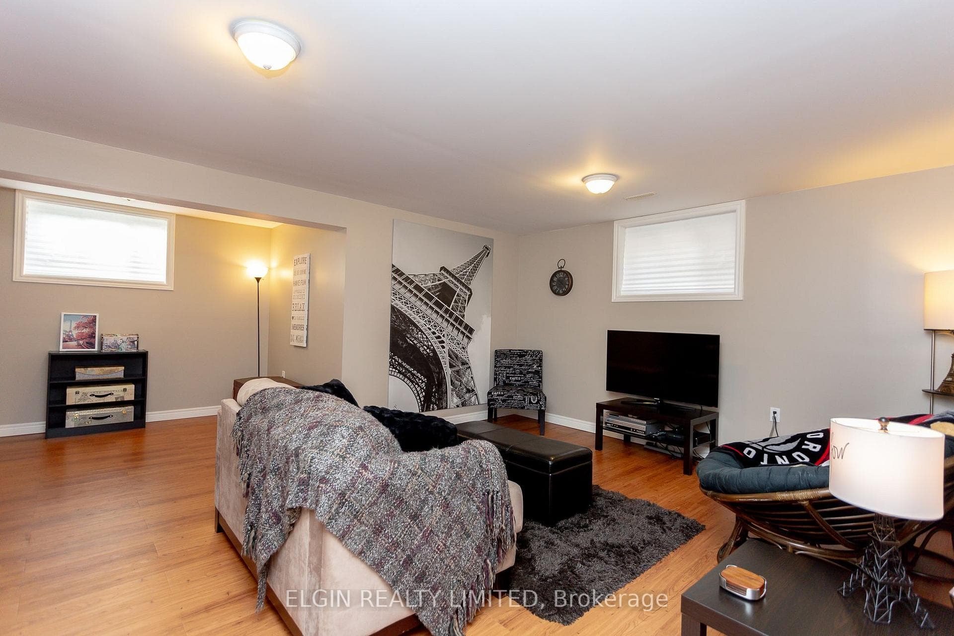 12 Ambleside Drive photo 25