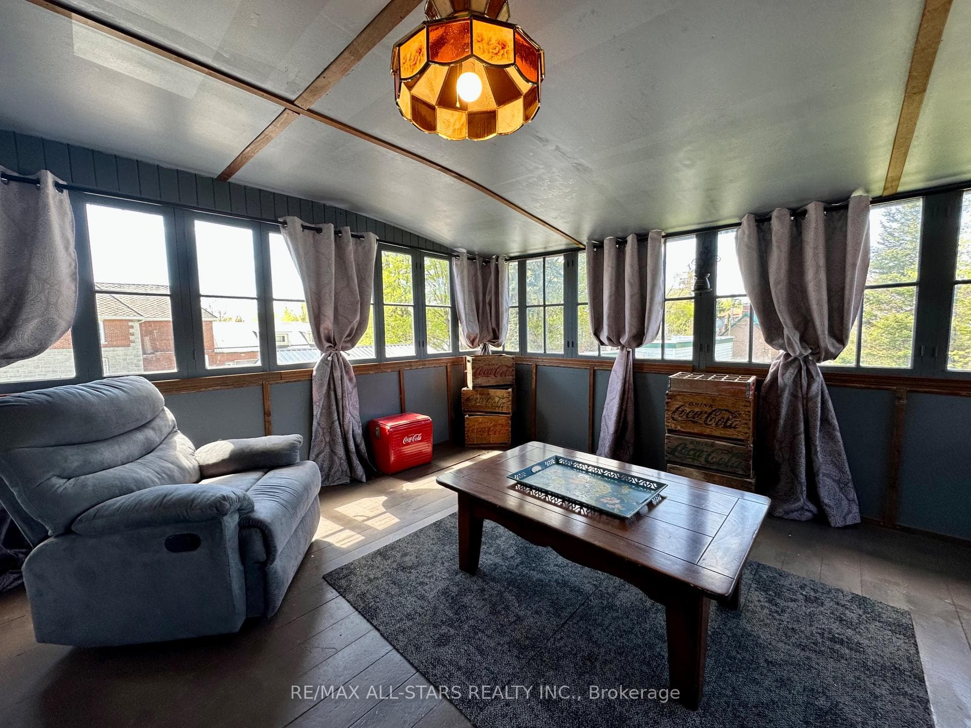 138 Colborne Street photo 33