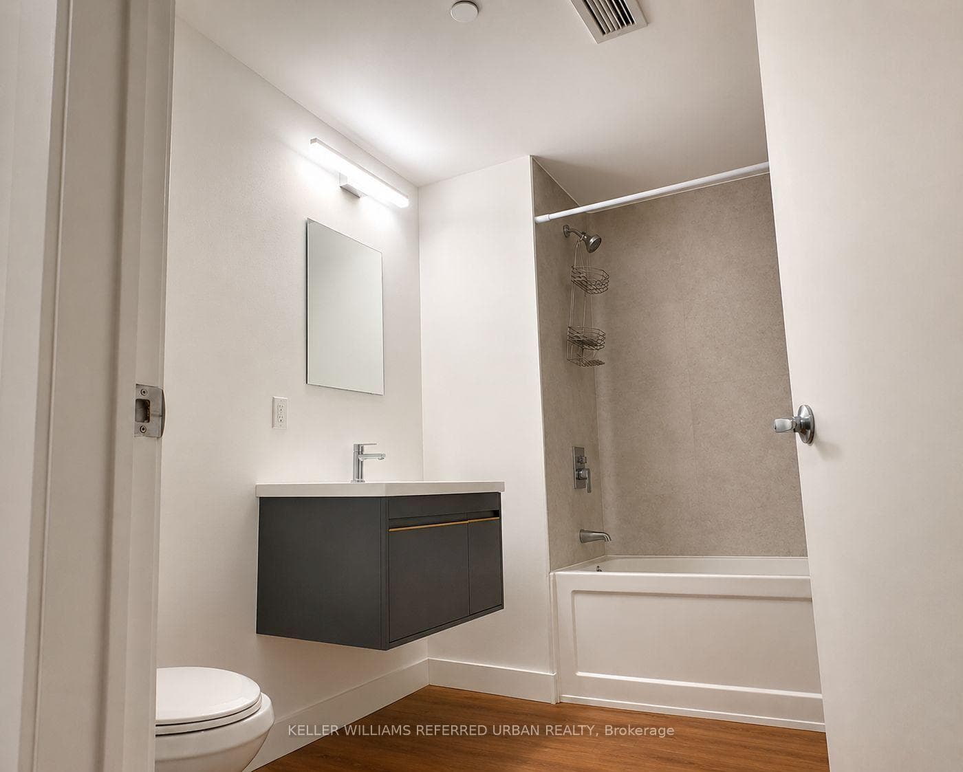 325 University Avenue Unit 211 photo 4