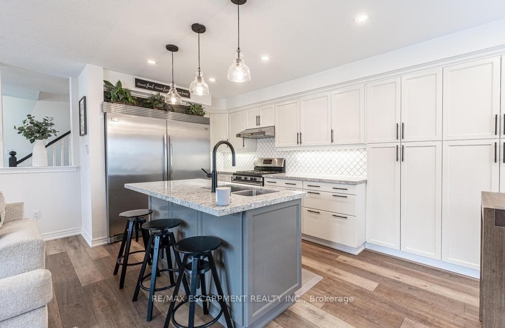 6 Gowland Drive photo 10