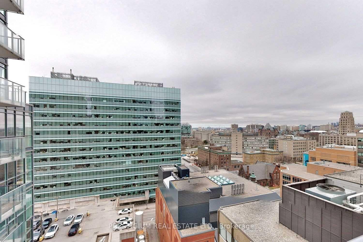 770 Bay Street Unit 1701 photo 16