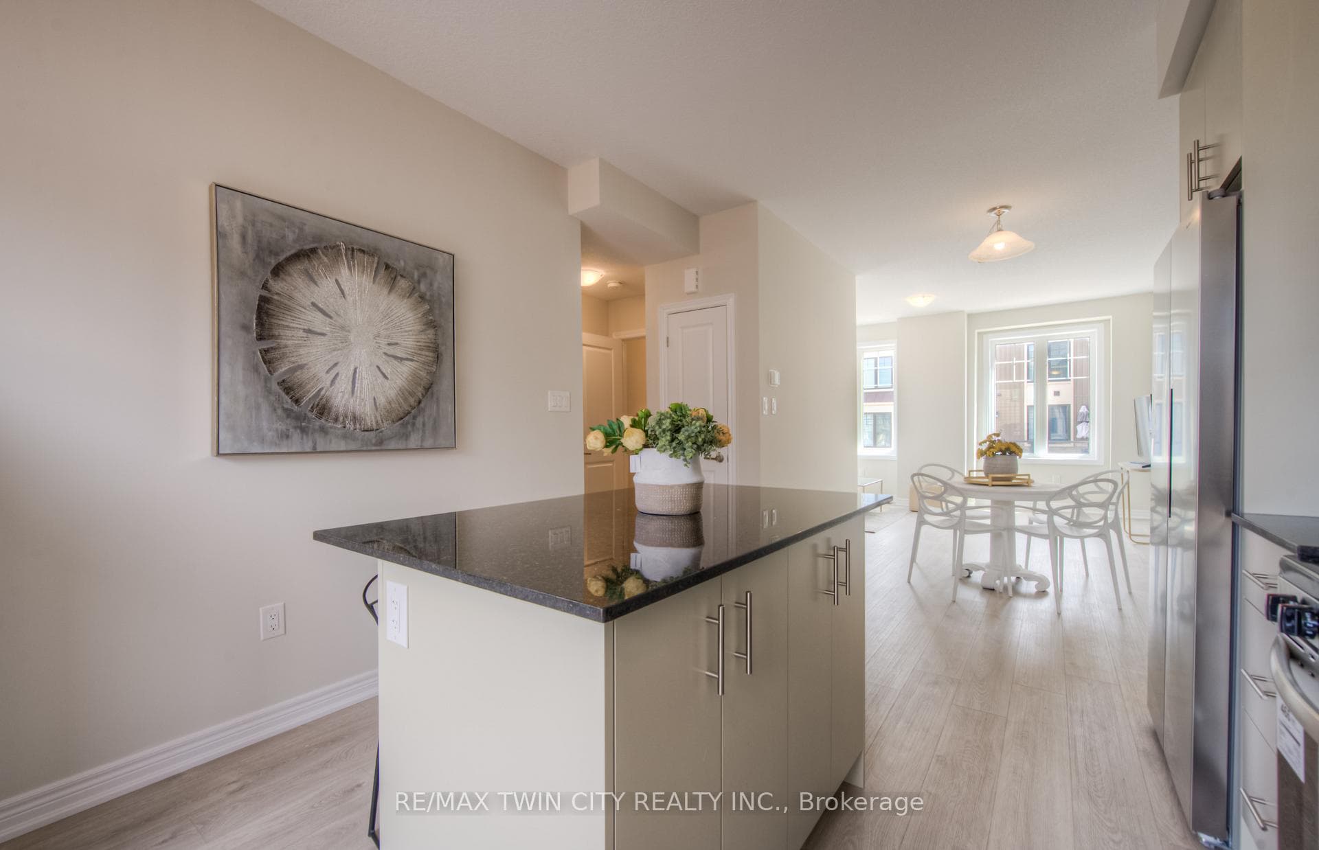 10 Birmingham Drive Unit 136 photo 13