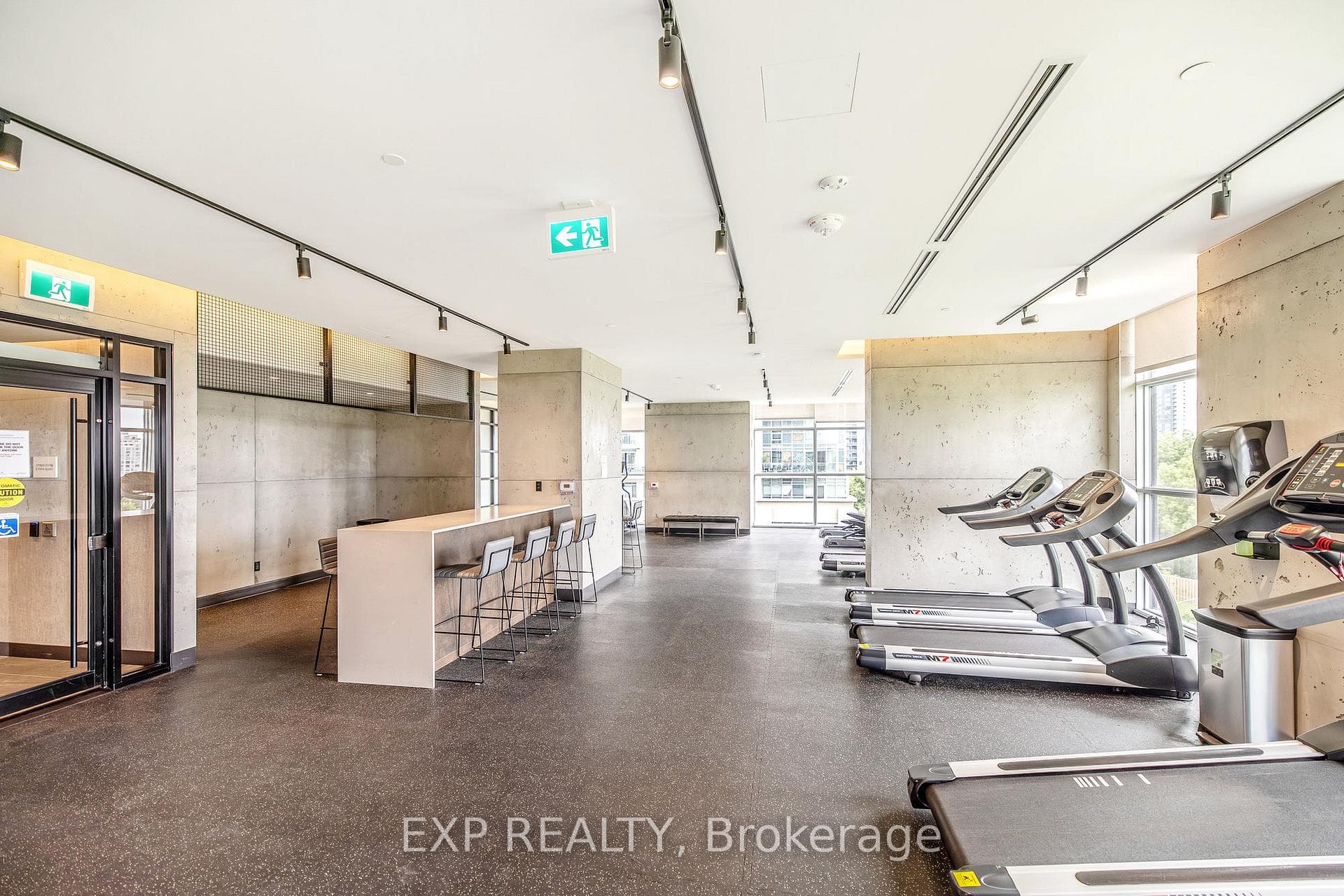 251 Manitoba Street Unit 1013 photo 28