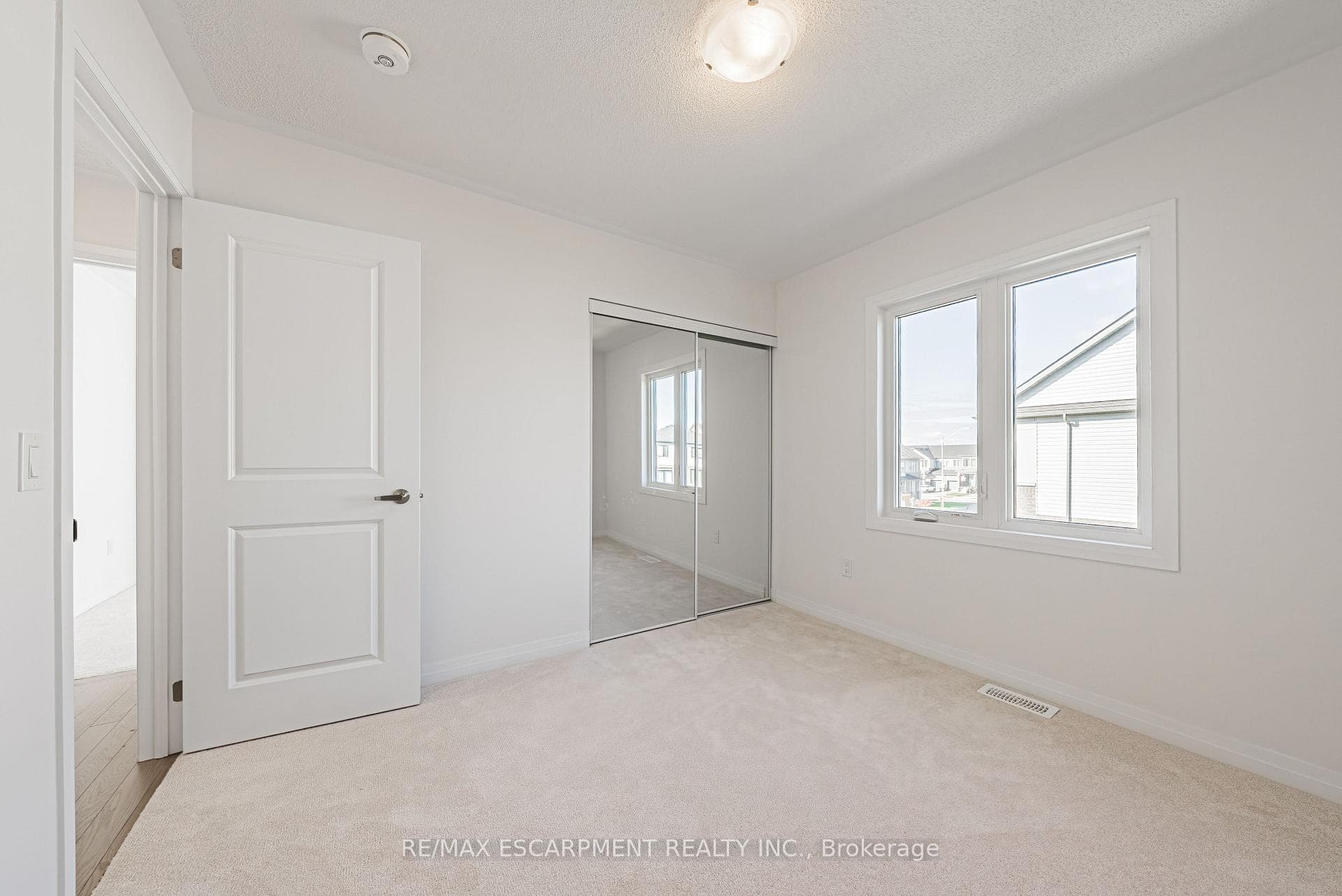 208 Provident Way photo 23