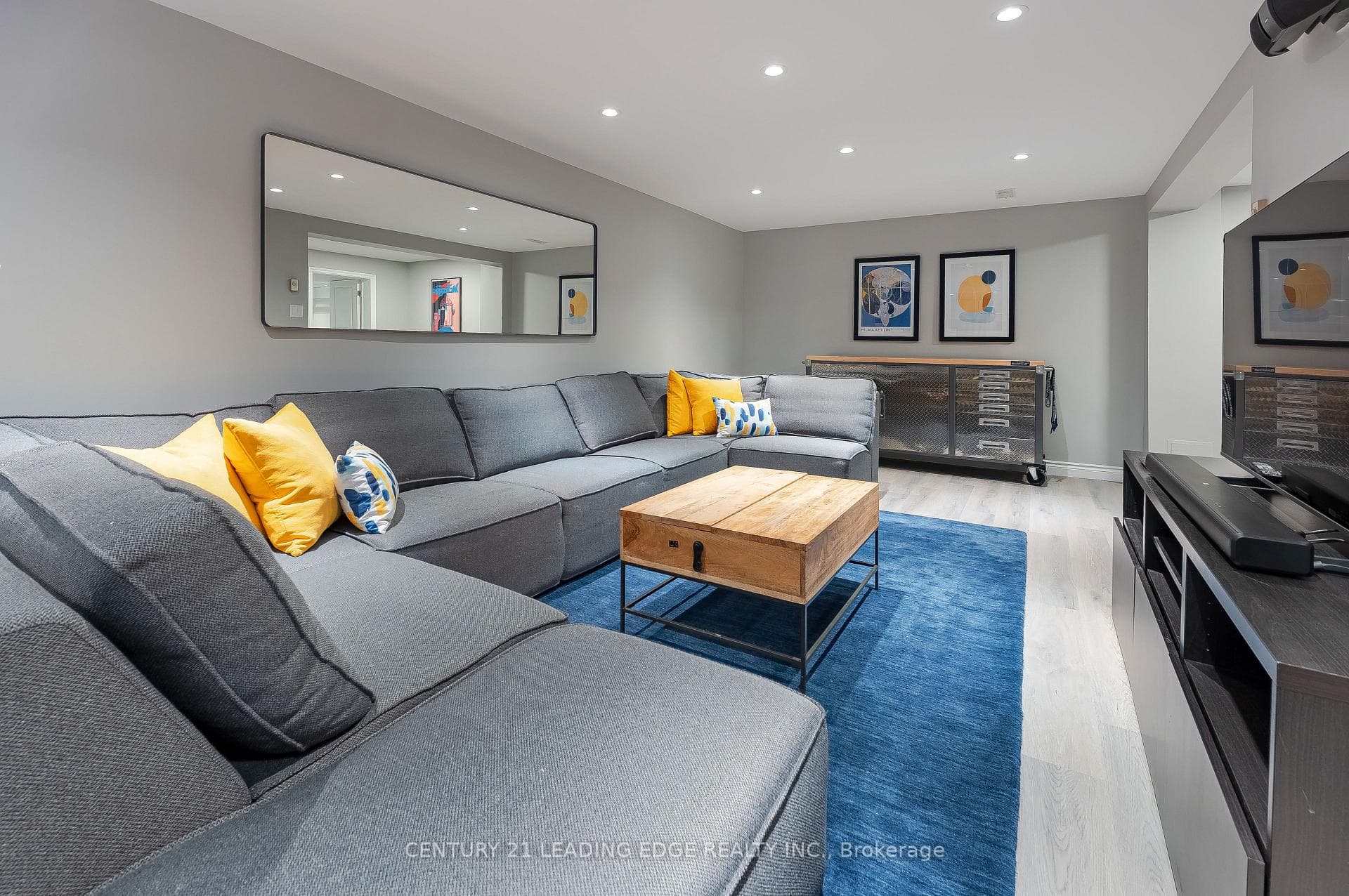 20 Solway Court photo 33