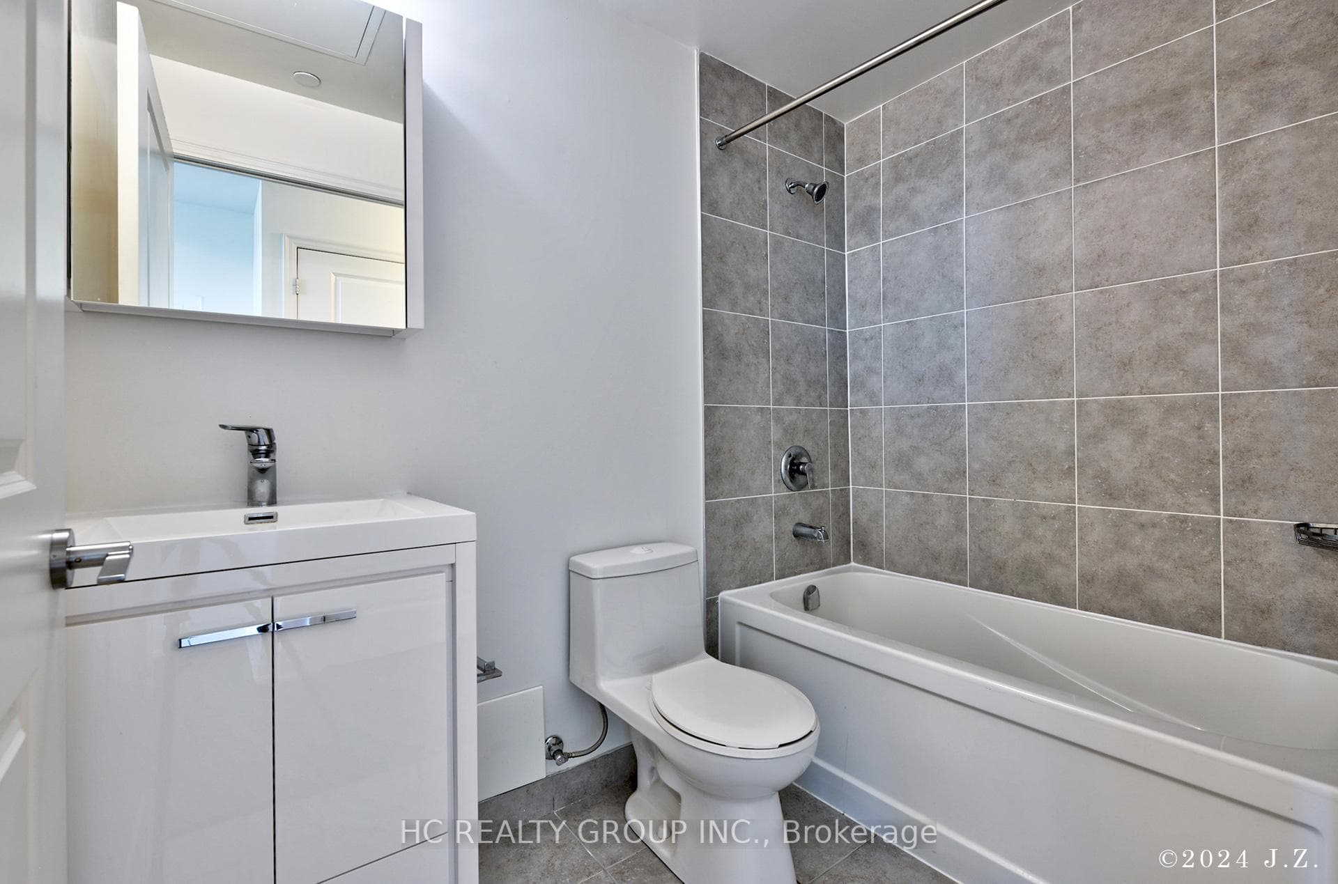 10 Rouge Valley Drive Unit 709A photo 11