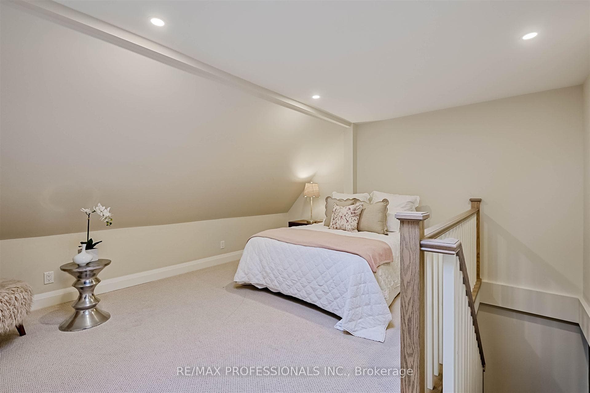 179 Humbervale Boulevard photo 32