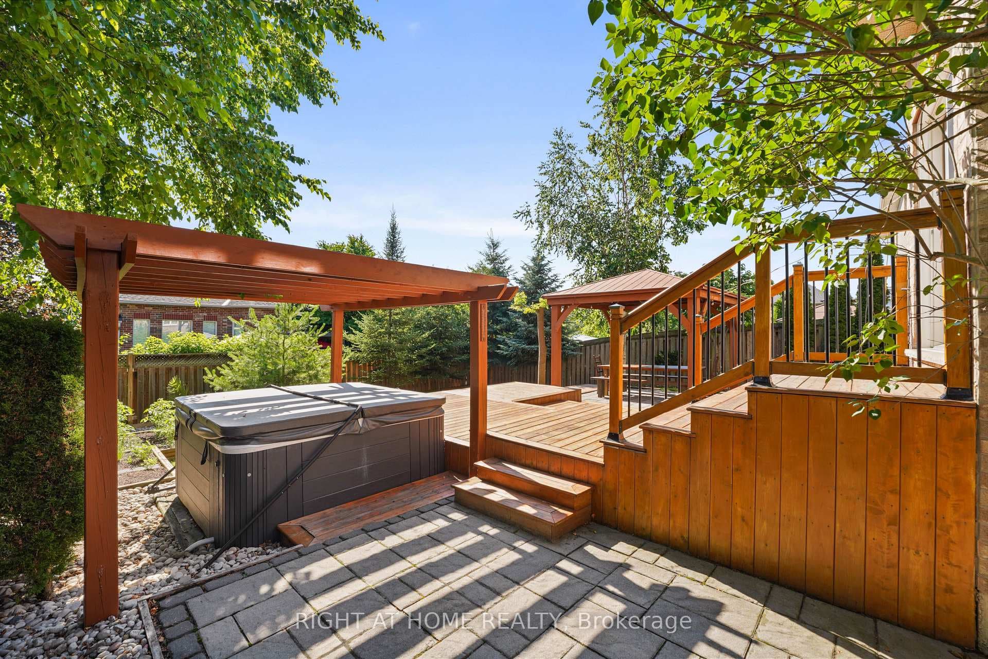 87 Newcombe Road photo 28