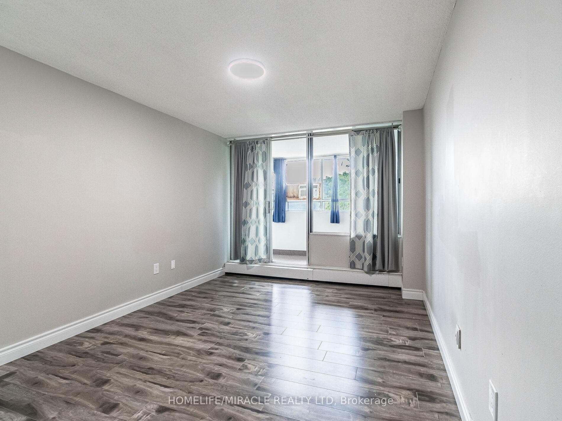 5580 Sheppard Avenue Unit 507 photo 25