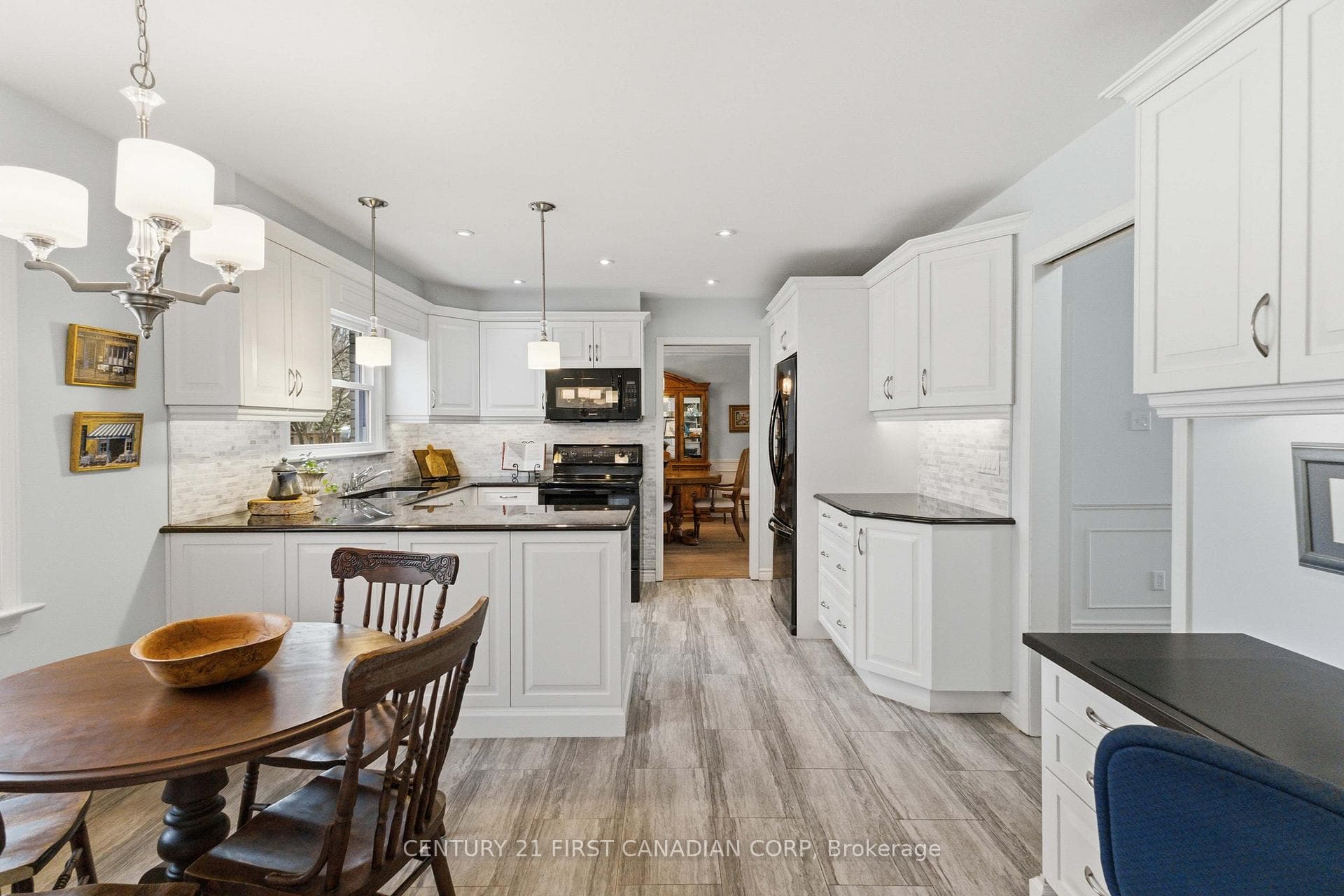 1080 Viscount Road photo 19