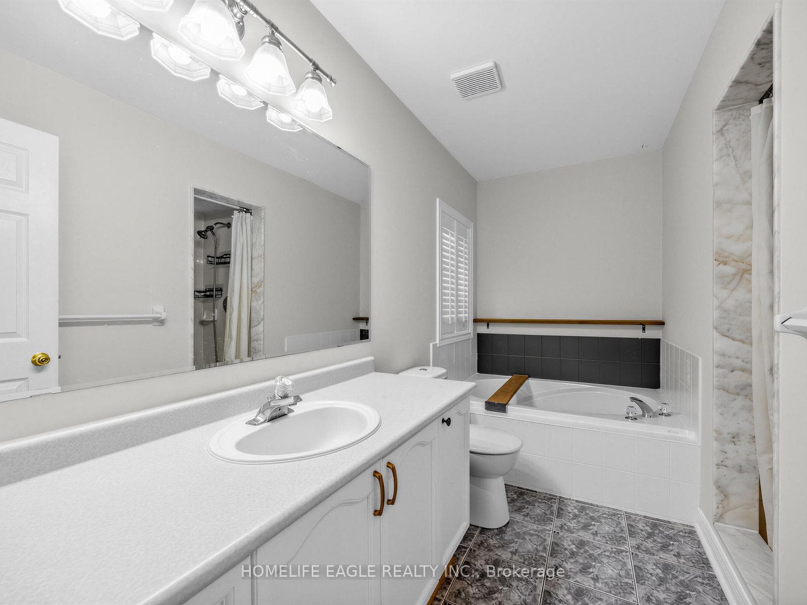 101 Downey Circle photo 23