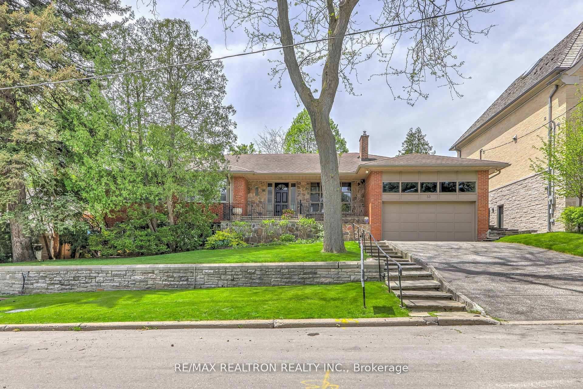 33 Sunnydene Crescent photo 1