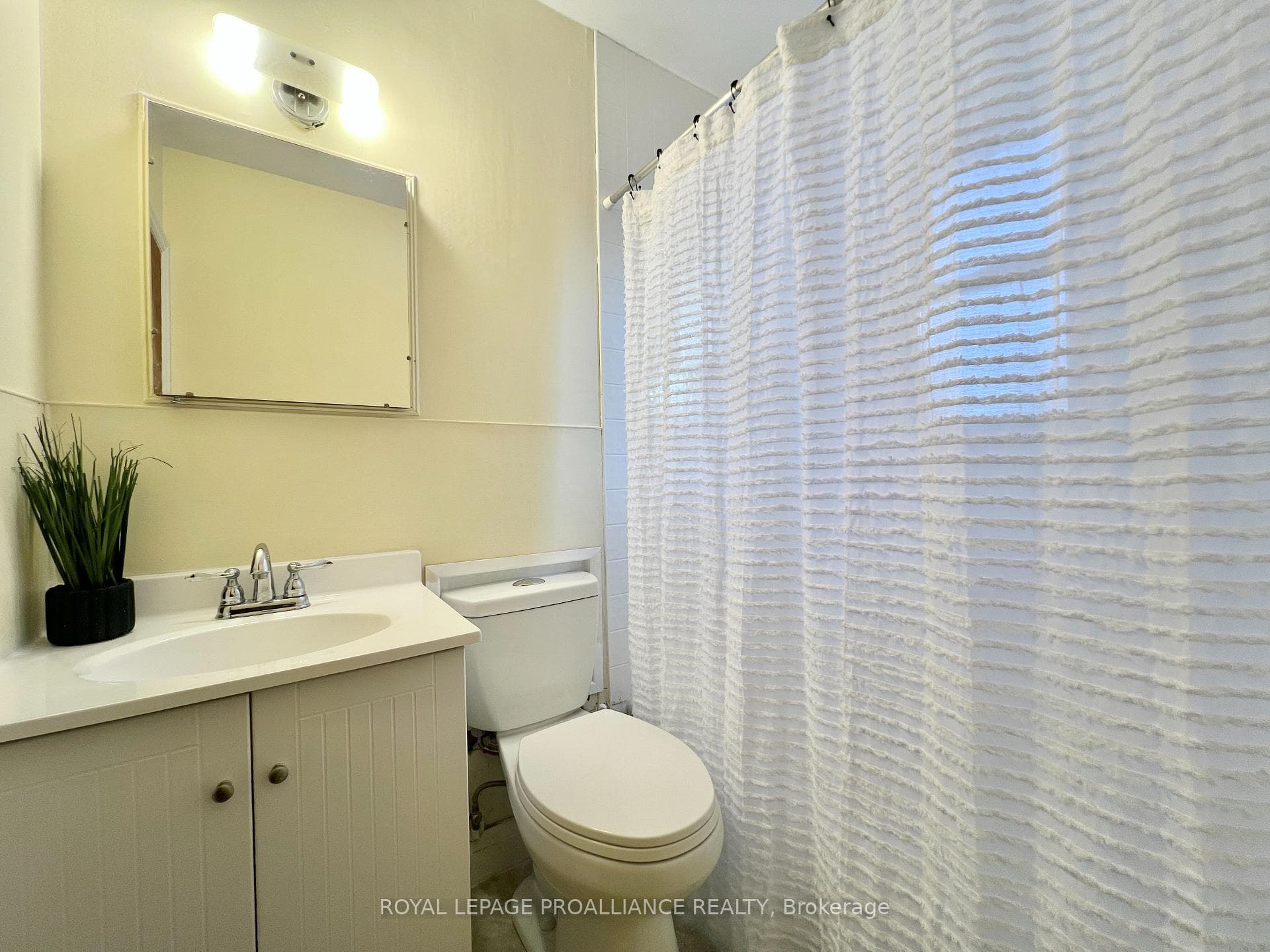105 Lemoine Street photo 12