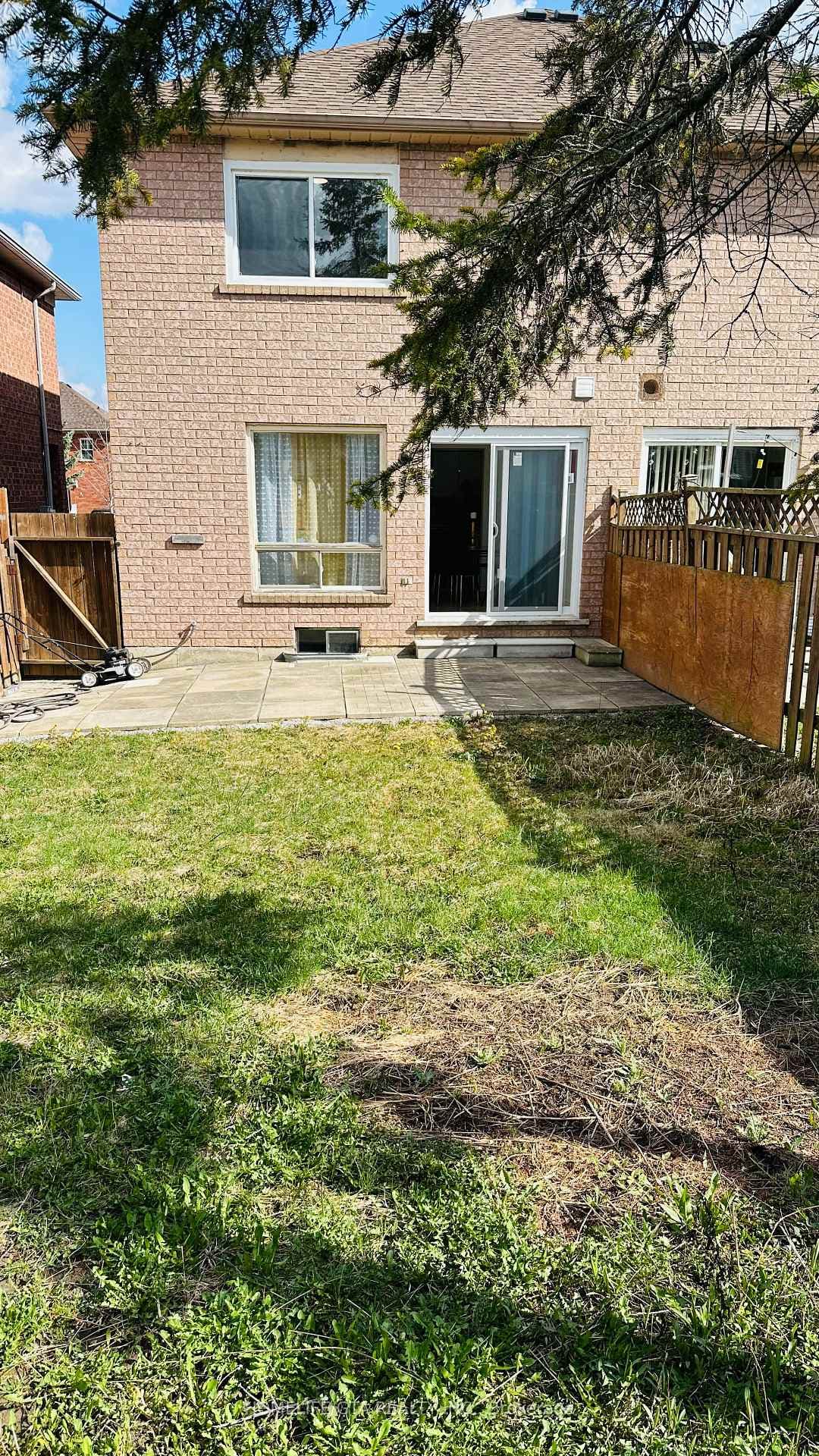 56 Oatfield Road photo 22