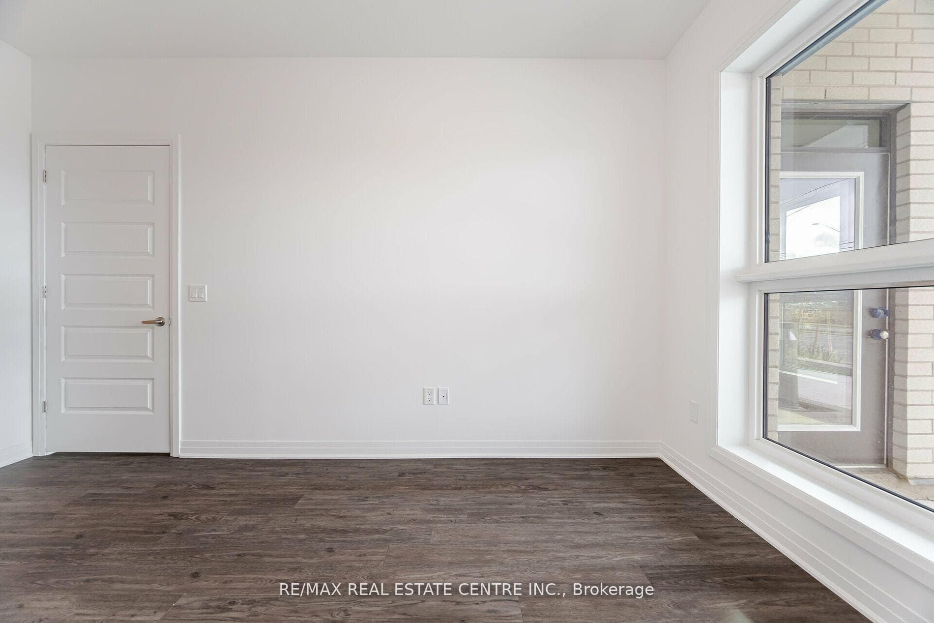 490 Gordon Krantz Avenue Unit 107 photo 14