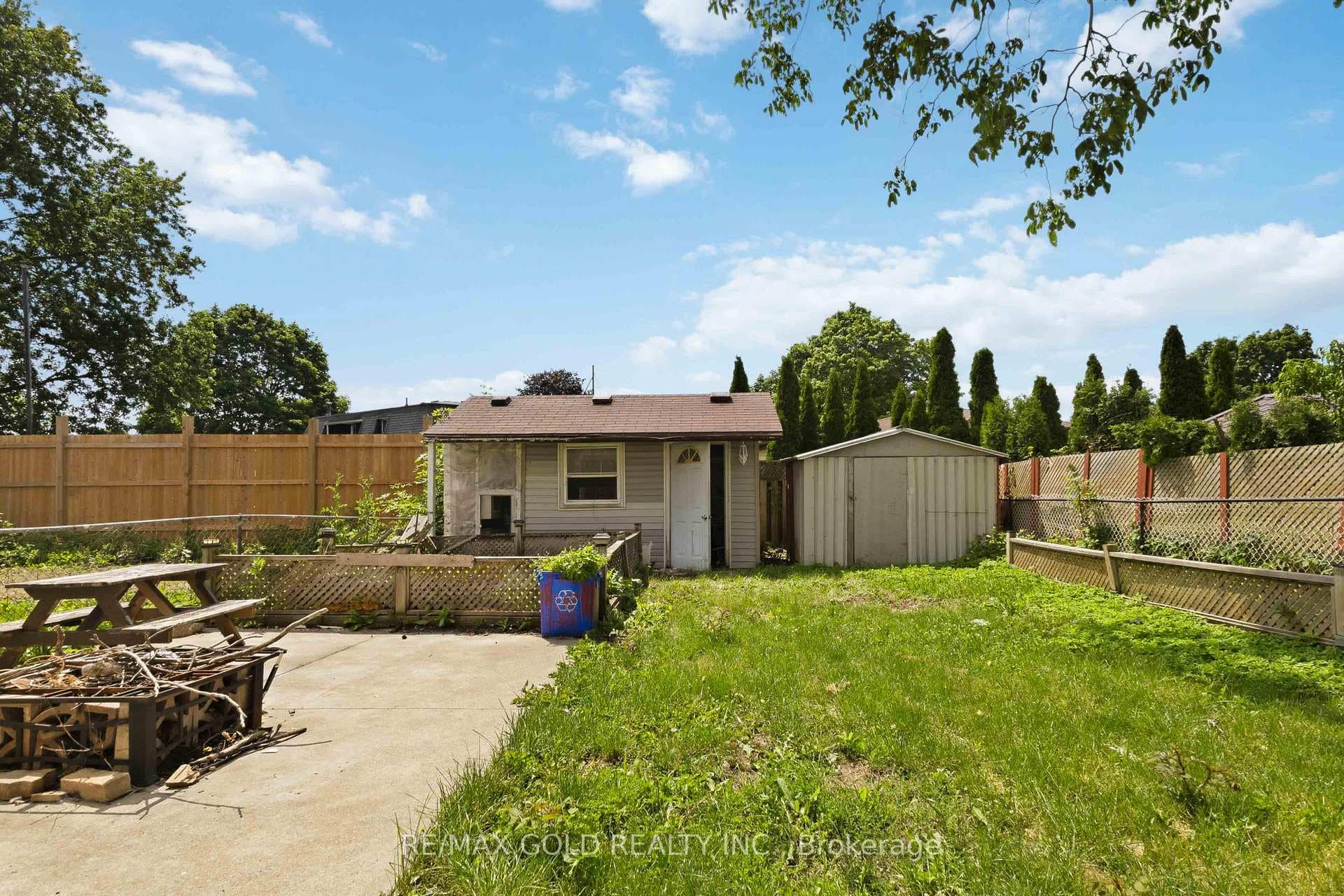 318 Admiral Drive photo 22
