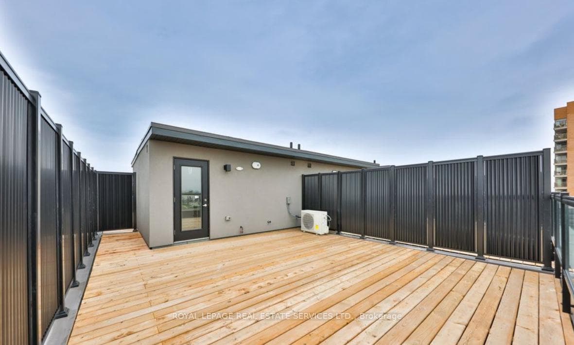 3405 Ridgeway Drive Unit 32 photo 12